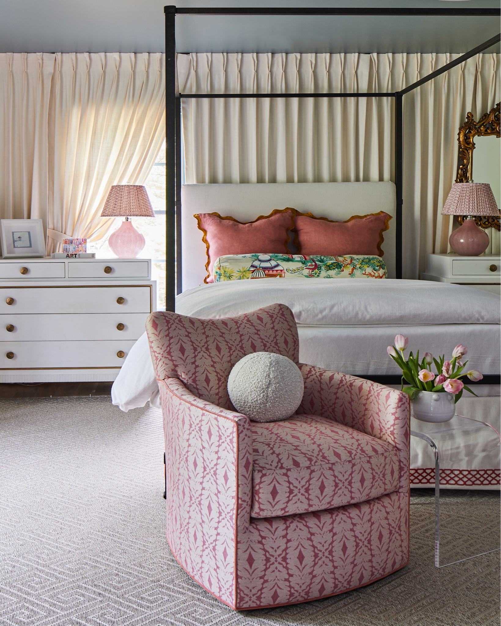 Pink girls bedroom 

#LTKHome