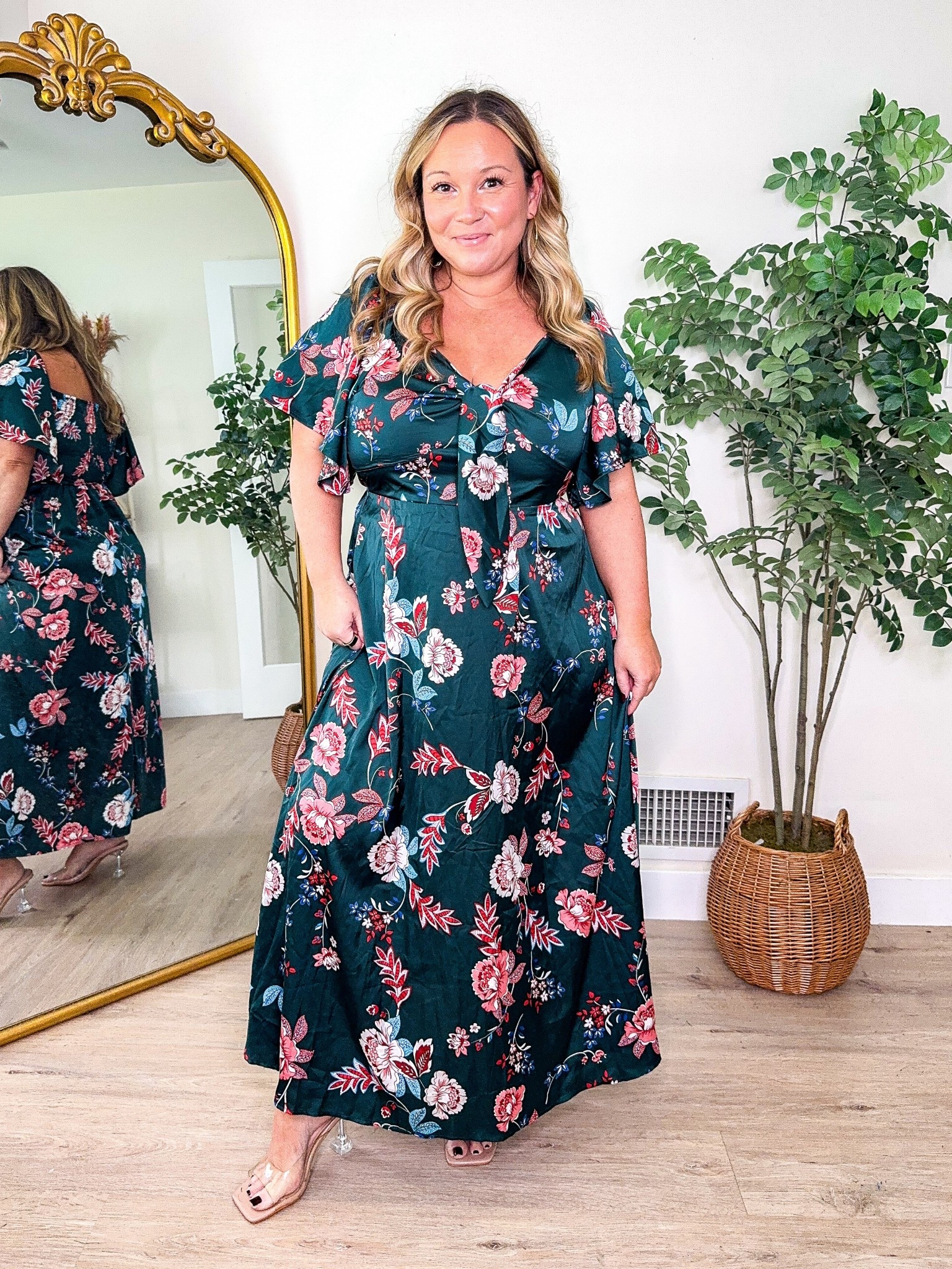 Amazon fall dress wearing size XL
Gorgeous color and print! Great for fall family photos or a fall wedding

Midsize style, fall dress, fall style, fall outfit, Amazon fashion, Amazon finds, petite style, wedding guest dress, fall family photos 

#LTKMidsize #LTKStyleTip #LTKPetite