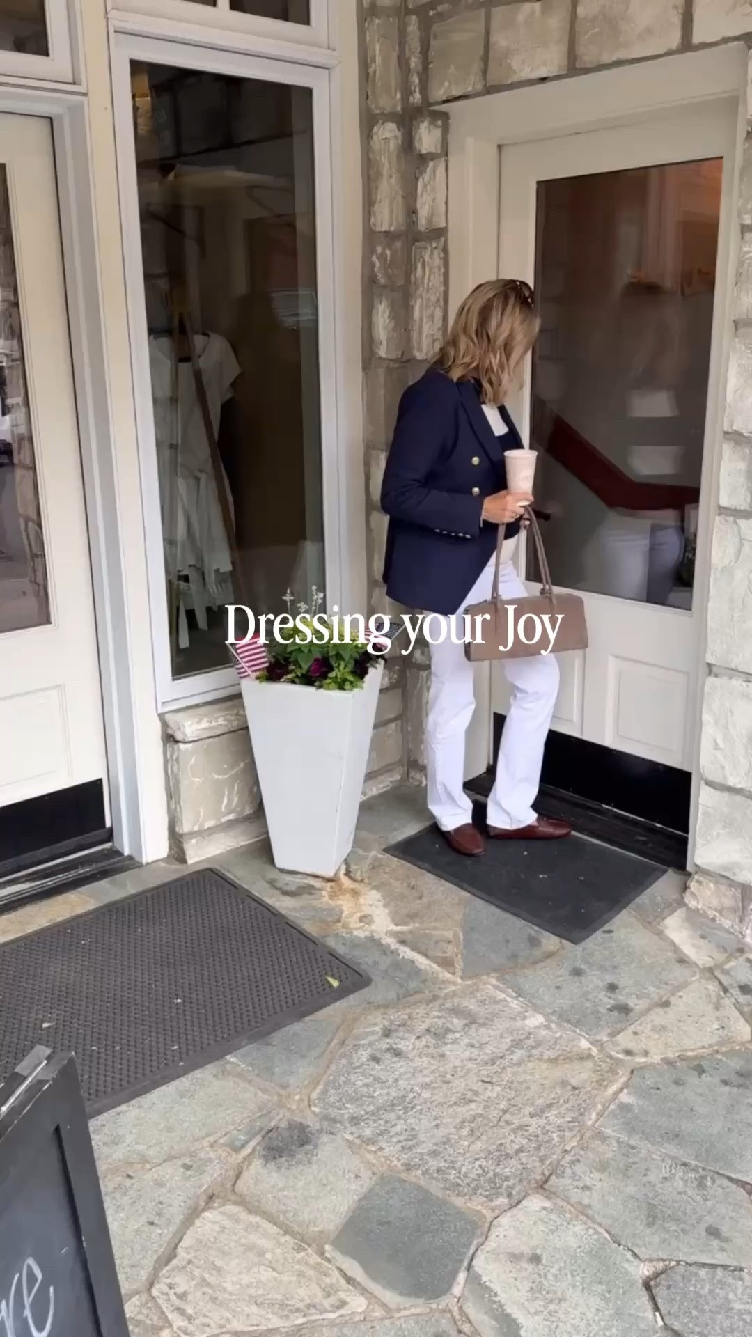 Dressing your joy 
With @onequince 

Navy and white always works- Classic pieces to build your wardrobe, Affordable yet so Lux . 

-Double  Brest Scuba Blazer - so good I own it in two color
-Bold stripe Cashmere sweater 
-Suede Bag you’ll reach for on repeat 

My promo code is: INFG-26DARCYVANDENBERG10 
New customers will receive 10% off their first purchase with my code,