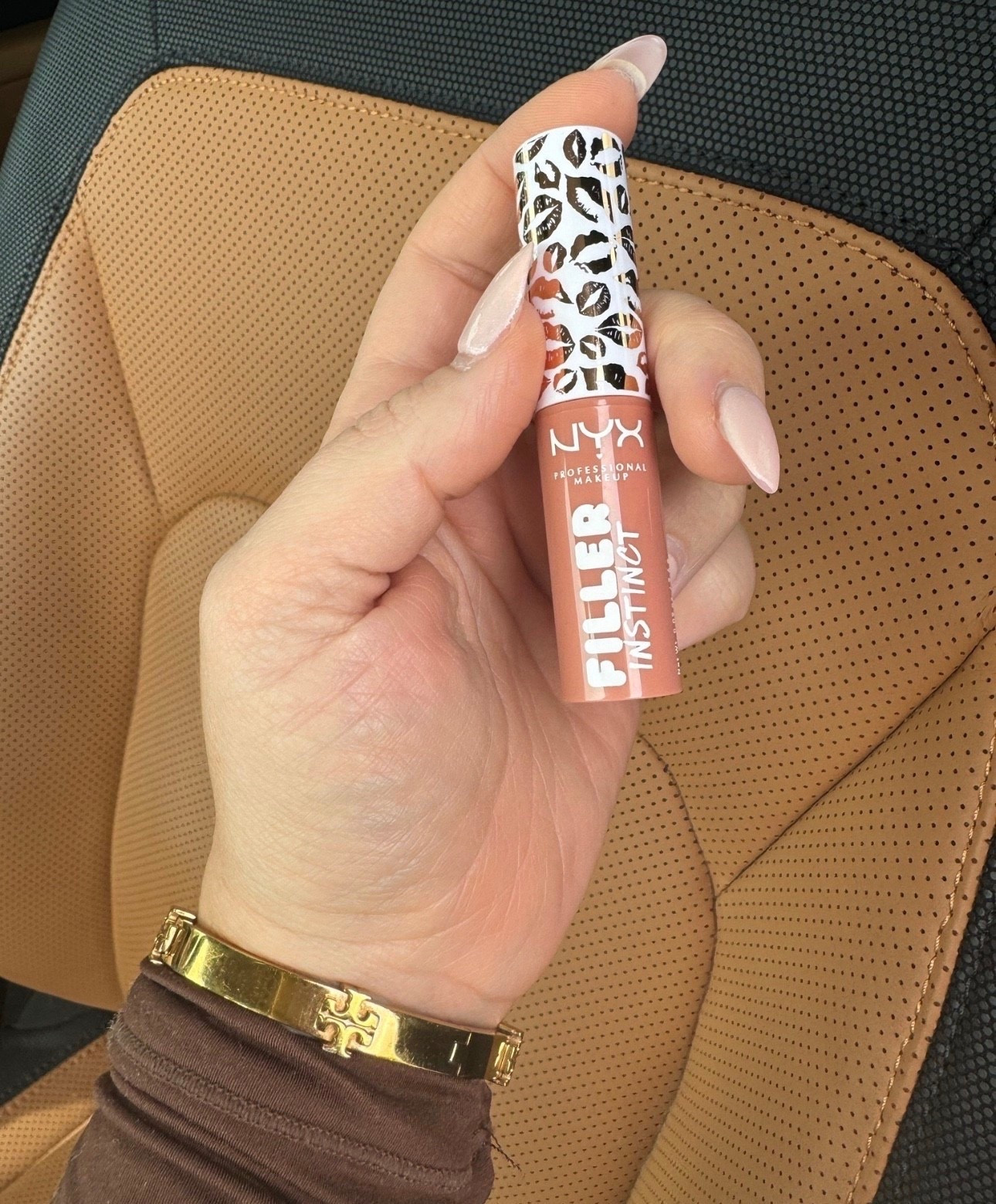 Lip color 
Lipstick 
Lipgloss
Makeup

#LTKgrwm #LTKOver40 #LTKBeauty