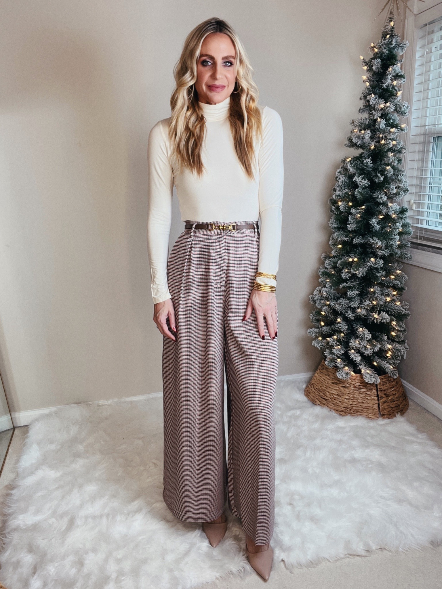 Amazon workwear. Affordable workwear. Wide leg pants. Plaid pants. High waisted pants. Work outfit idea  

Follow my shop @Pavonamarie on the @shop.LTK app to shop this post and get my exclusive app-only content!

#liketkit #LTKfindsunder50 #LTKover40 #LTKworkwear
@shop.ltk
https://liketk.it/4rF1n

#LTKover40 #LTKfindsunder100 #LTKworkwear