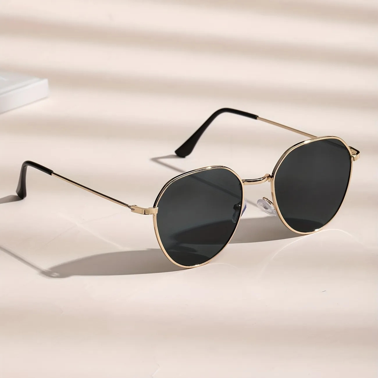 Vintage Cat Eye Glasses - Metal Round Frame Sunglasses For Women & Men - UV400 Protection & Thin ... | Temu Affiliate Program