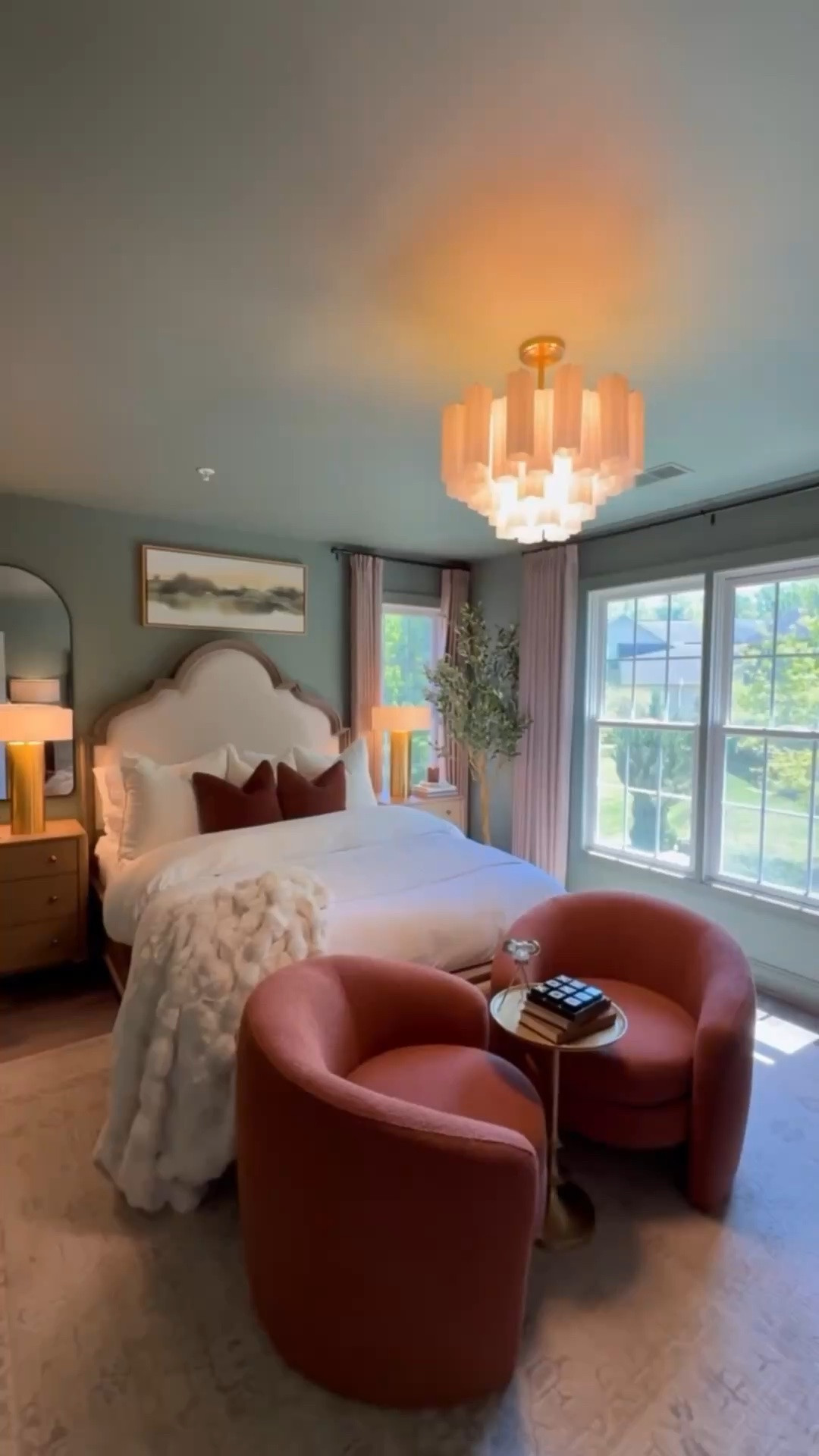 Loving this guest bedroom glow up 🤩

#LTKHome #LTKSaleAlert