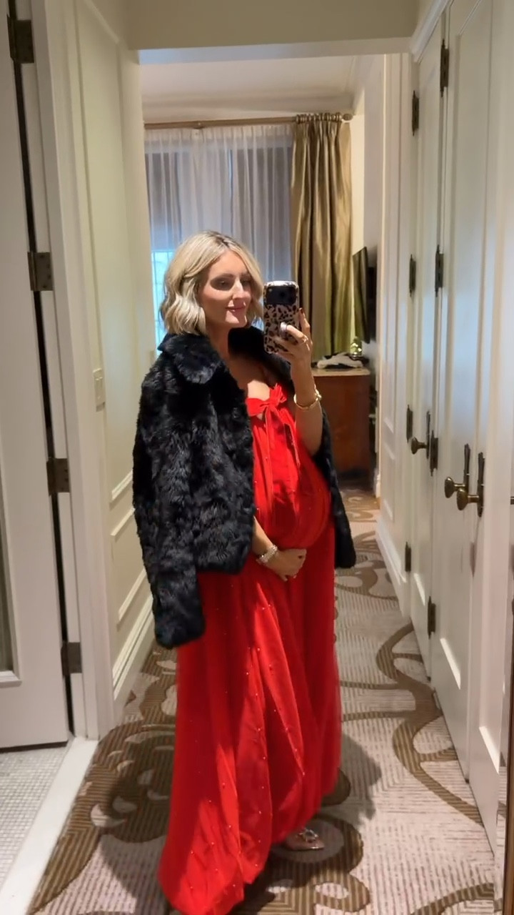 This red dress & black fur coat is the perfect holiday look! Wearing a S in dress & XS in coat! Love how this dress is shimmery & the bow on the front!

Loverly Grey, holiday looks, holiday party, Christmas party, black fur coat, fur coat, red dresss

#LTKSeasonal #LTKHoliday