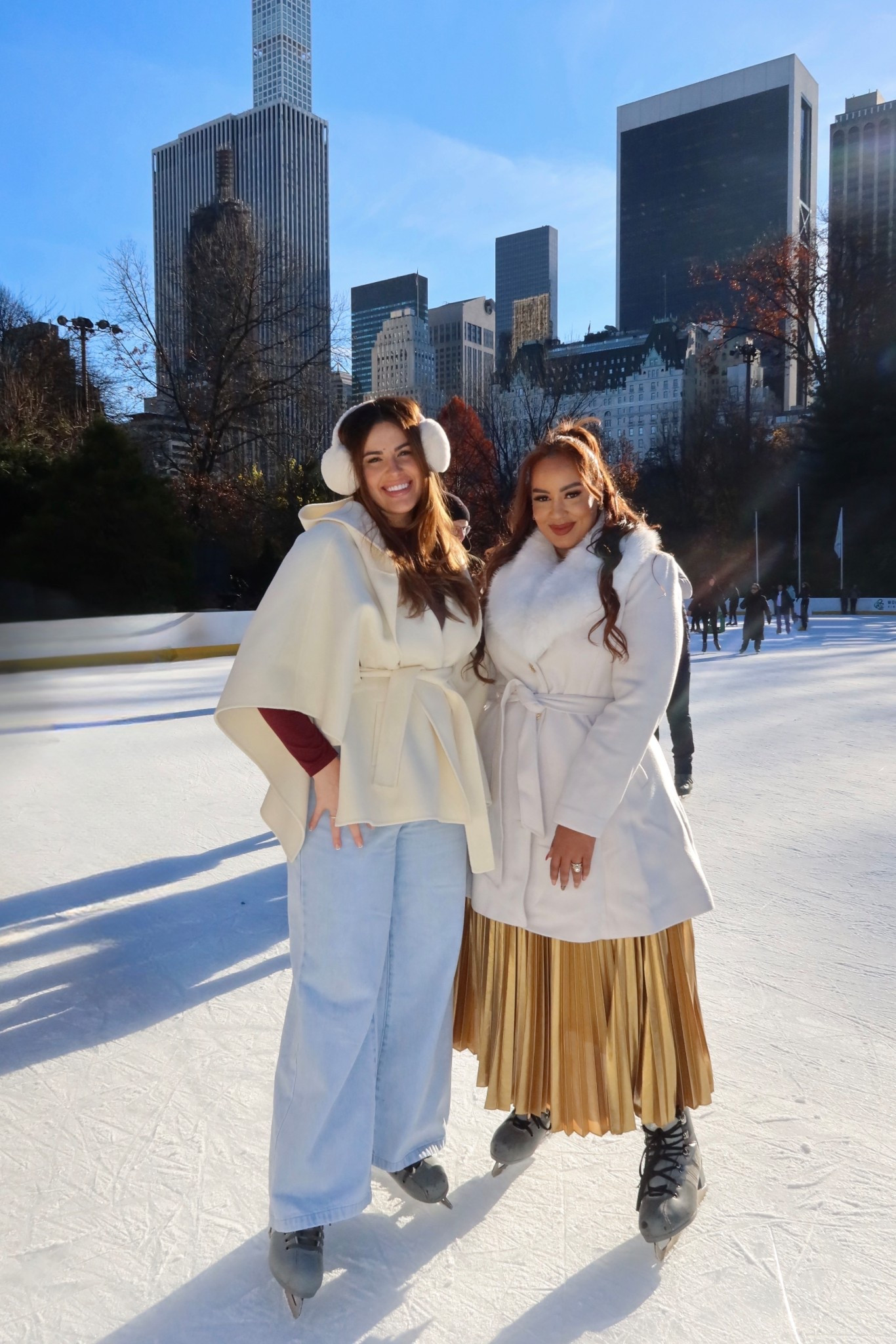 Winter NYC outfit 🖤

#LTKHoliday #LTKMidsize