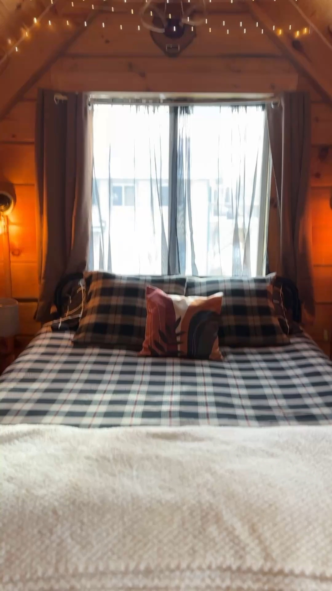 Cabin bedding that makes every night feel like a weekend at the lake 🏔️ Plaid layers, rustic wildlife prints, and cozy textures that bring that warm lodge feel home. Perfect for a cabin, guest room, or anyone who loves a little outdoorsy charm.

#LTKHome