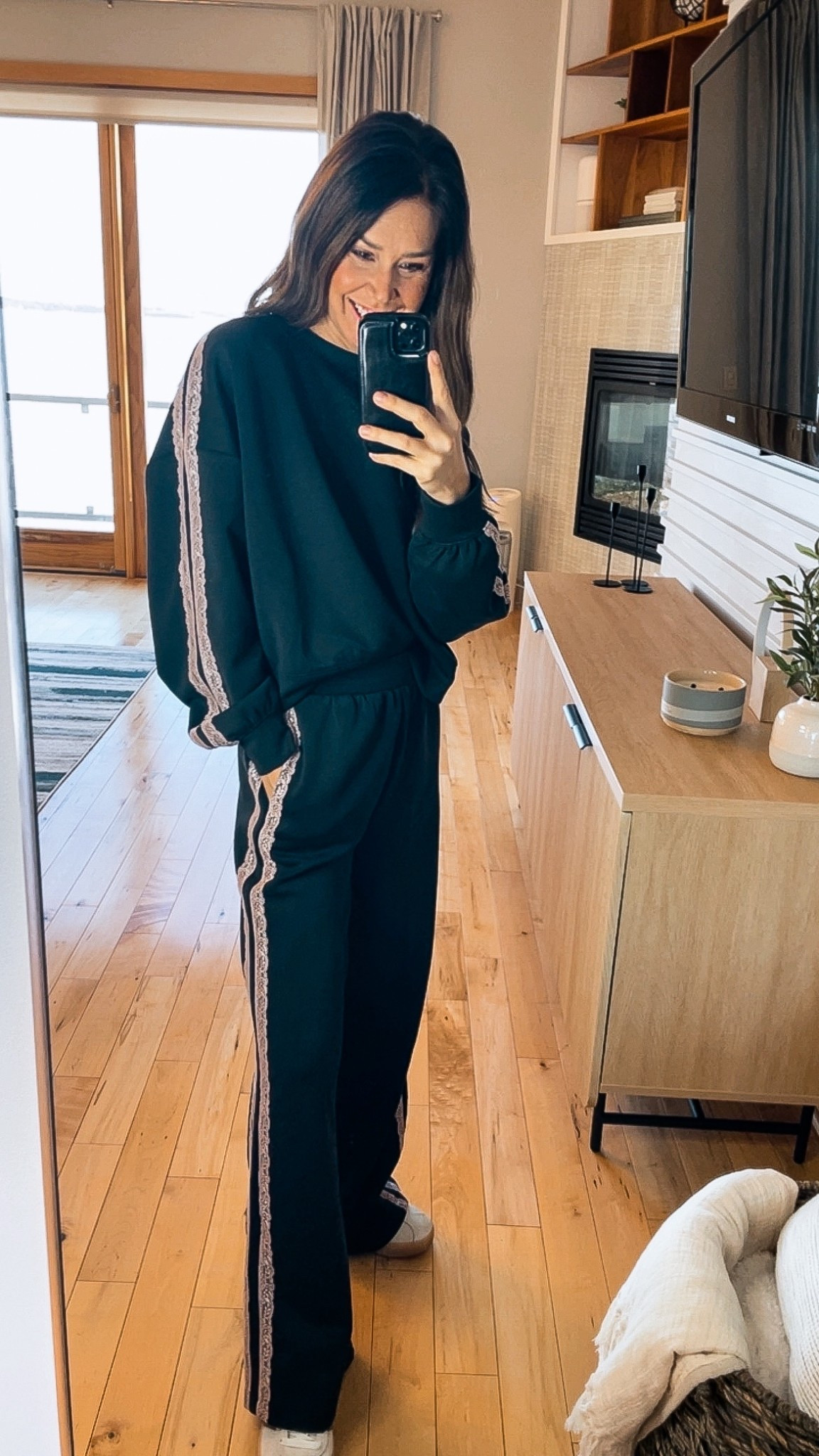 Sporty Glam 

This matching set is calling for a Galentine’s gathering! Also ready for: workouts, commute, travel, everyday wear. It reminds me of lulu’s soft stream line. 

Top: small (sized up for more length) 
Pants: xsmall


#LTKActive #LTKOver40 #LTKmomlife