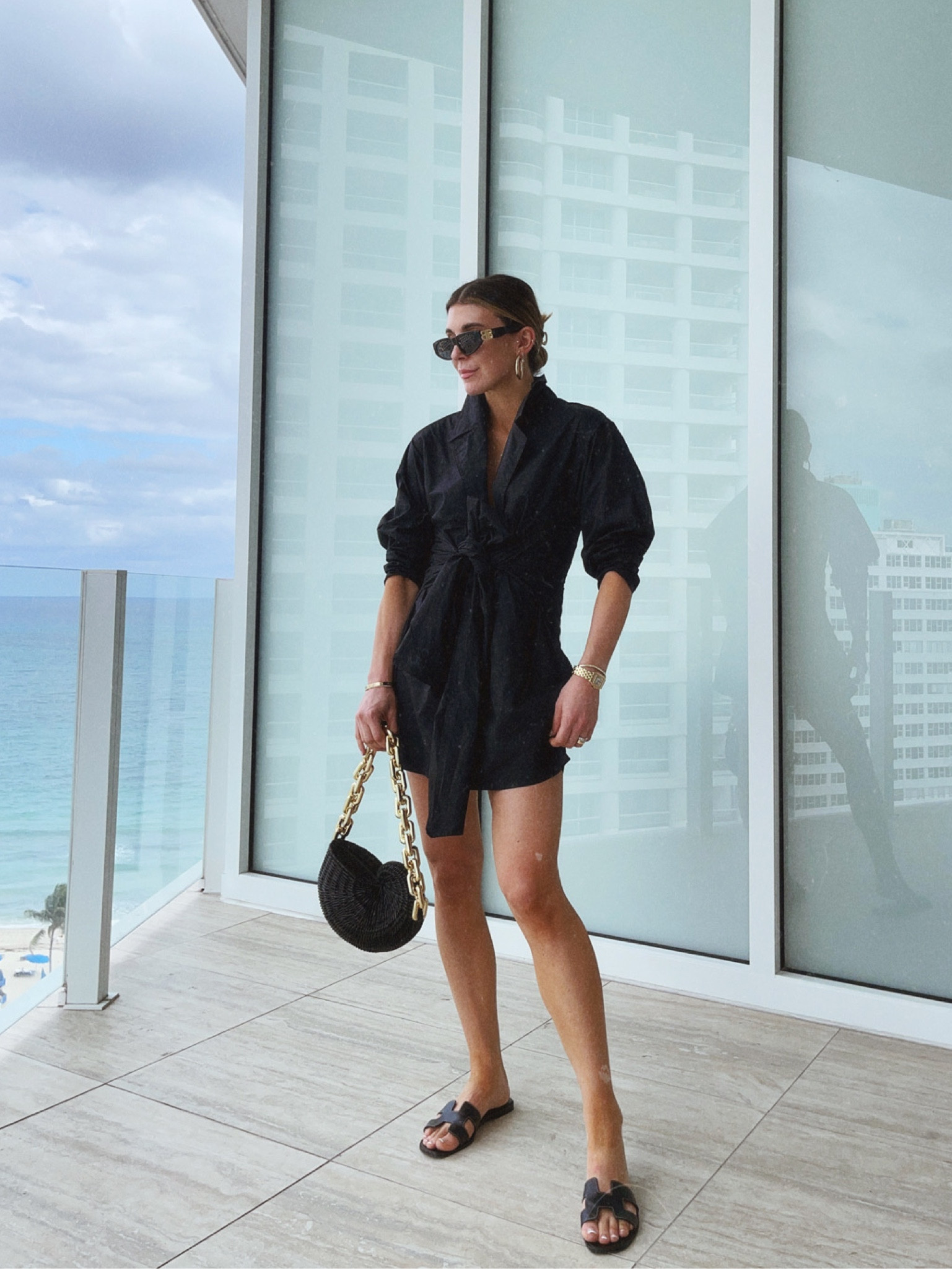 Black tie waist shirt dress wearing size small

Cellajaneblog