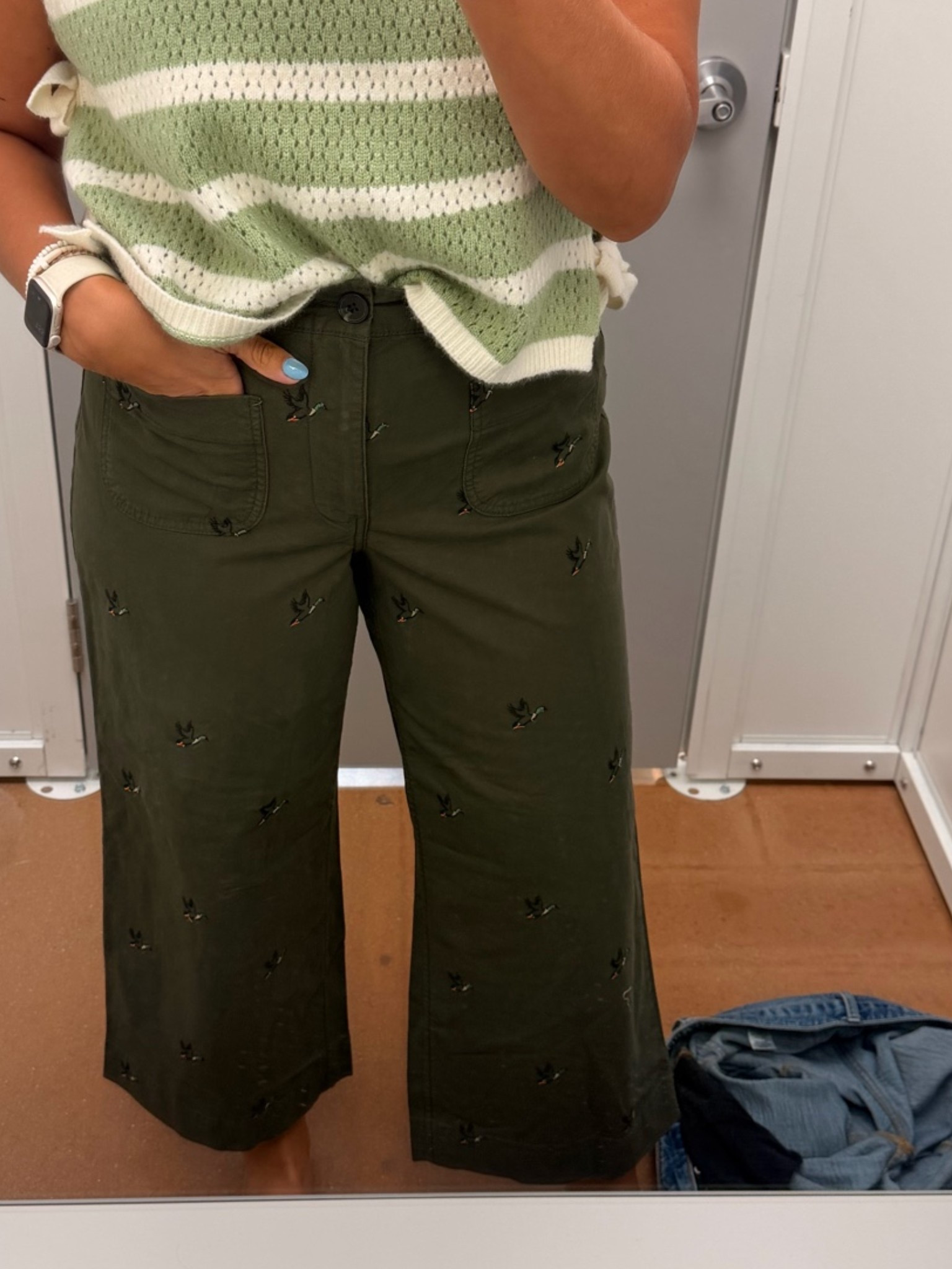 Cutest Walmart pants

#LTKgrwm #LTKootd #LTKmomlife