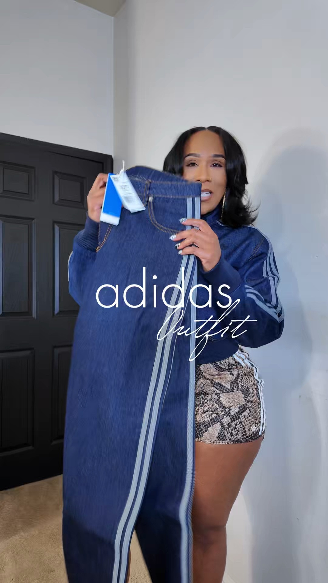 Chile them pants wasn’t going a place lol  @adidas 

I’m 5’7 “ 180 lbs 
Top: Small 
Bottoms: 32/32

#LTKootd #LTKMidsize #LTKActive