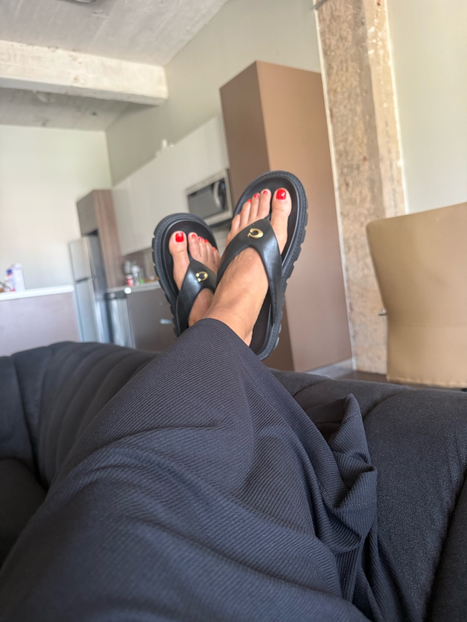 Obsessed with these sandals and they are so comfy! #coach #coachsandals #sandals #ltkshoes #ltkfootwear

#LTKootd