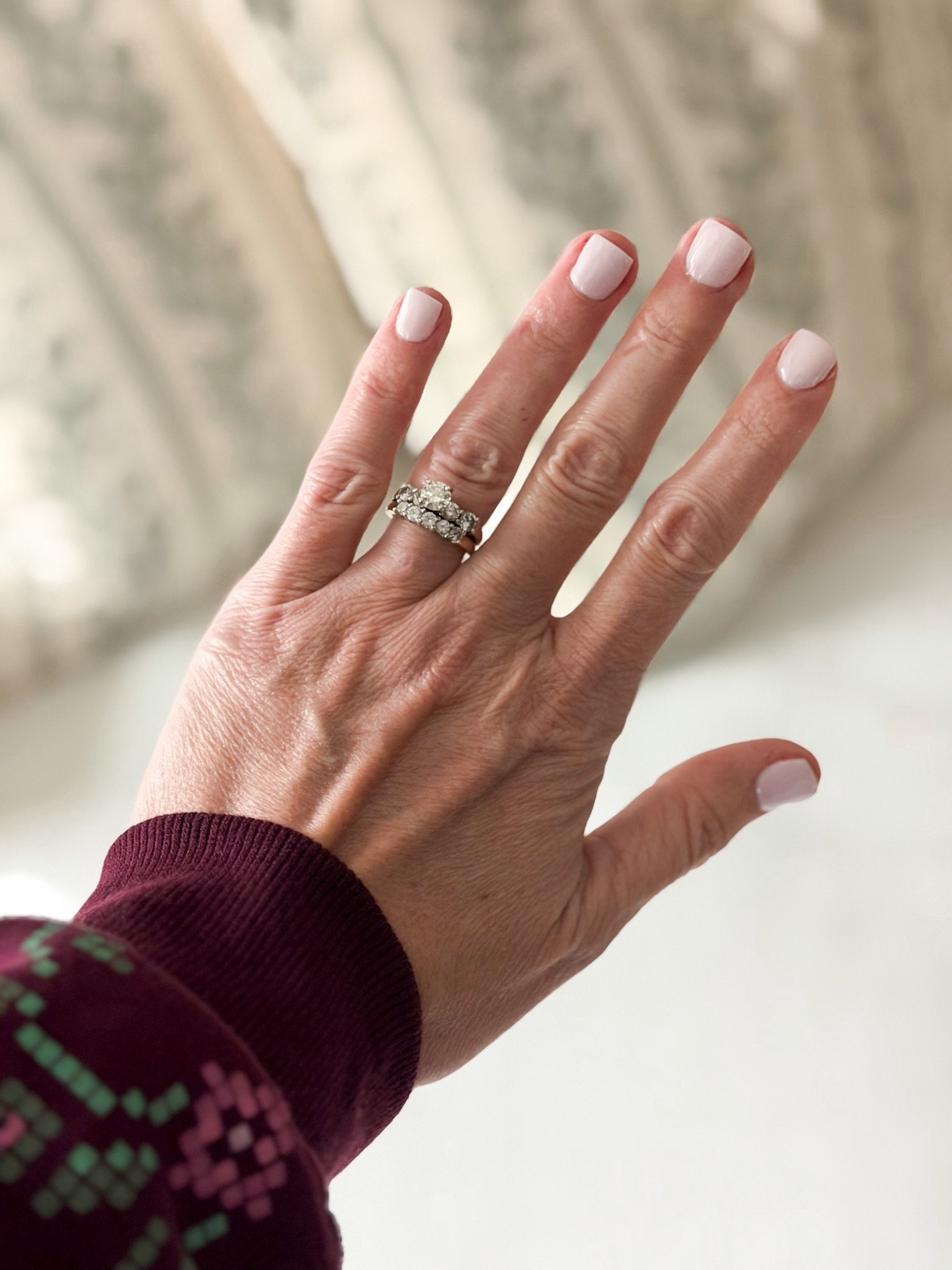After a few weeks of dark nail colors, I needed a little break so I opted for OPI Hello Kitty Let’s be Friends this week. Also, make sure to check out my sweatshirt, it’s so cozy!