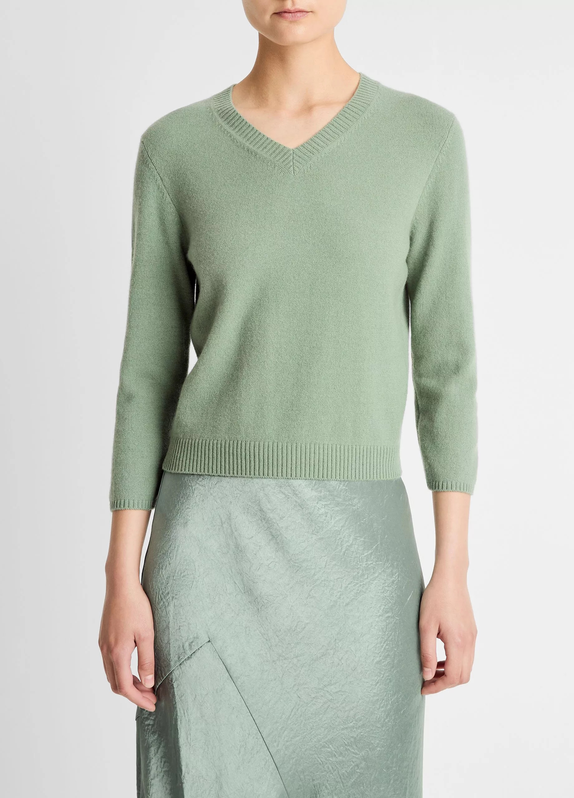 Wool & Cashmere-Blend Three-Quarter-Sleeve V-Neck Sweater | Vince LLC