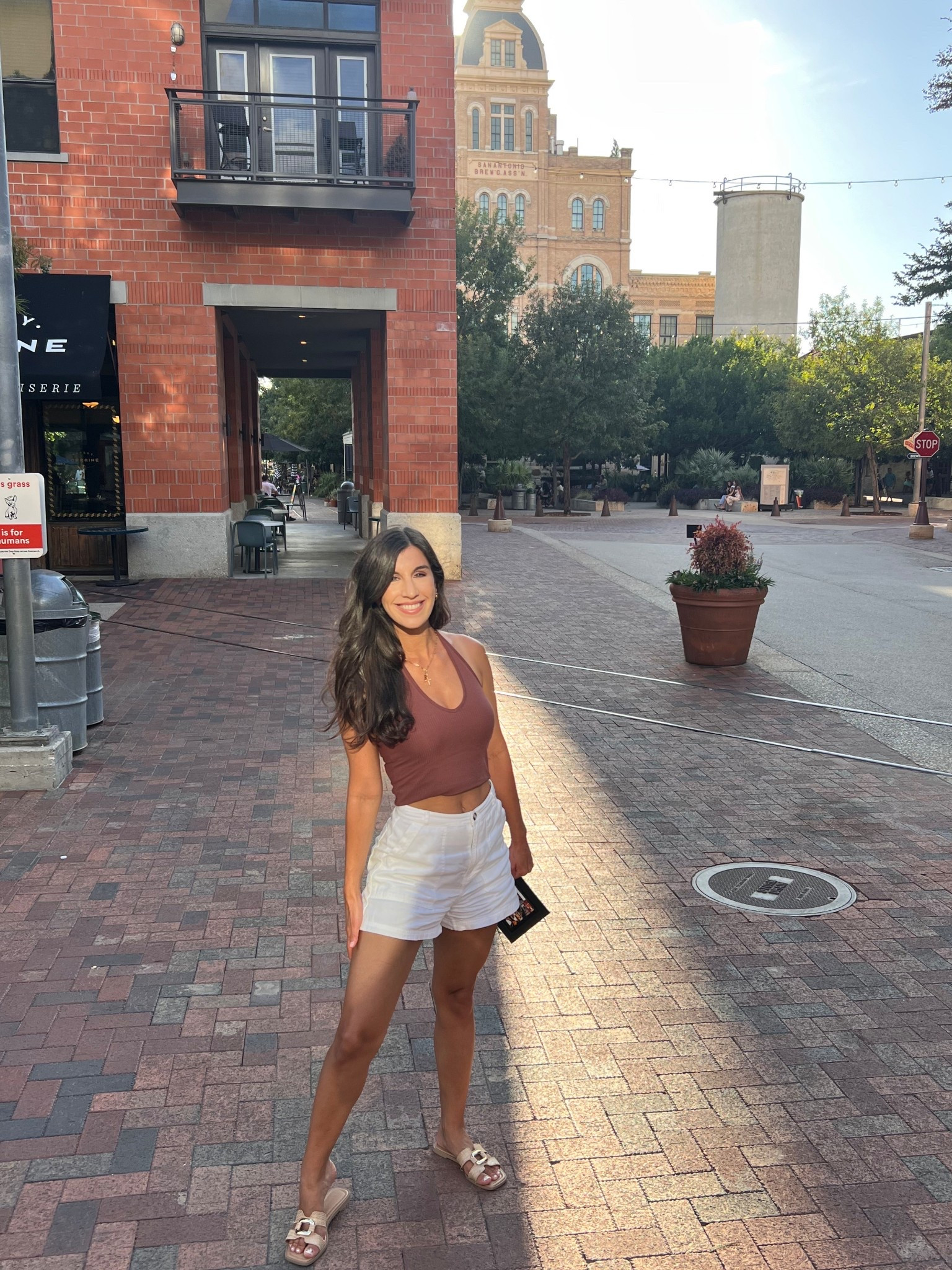 Not the exact colors, but super similar options to this fit! 

#LTKFindsUnder50 #LTKSeasonal #LTKStyleTip