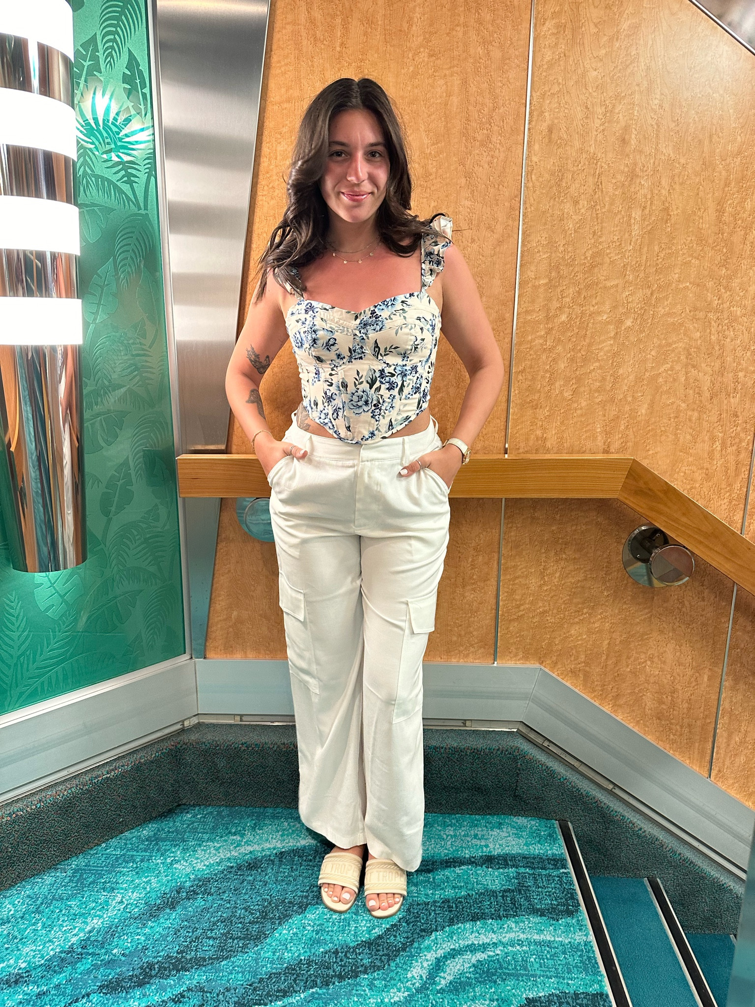my favourite cargo pants🤍

#LTKfindsunder50 #LTKstyletip #LTKSeasonal