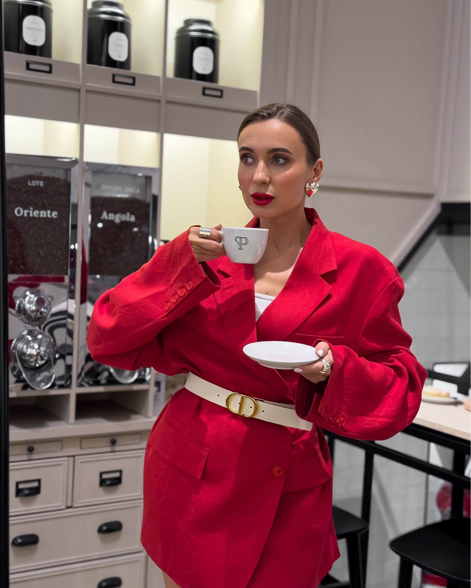 Red vibes & Westman Atelier lipstick in Pip ❤️

#LTKU #LTKBeauty #LTKWorkwear