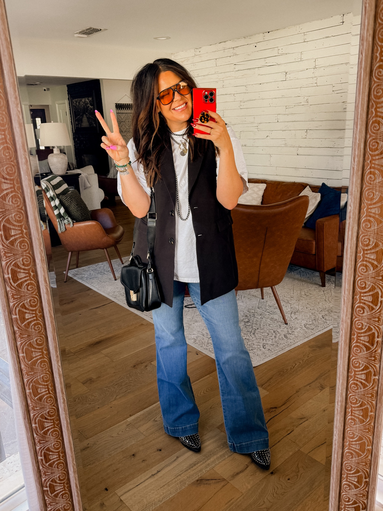 Oversized Tee Look
Oversized Tee: XXL
Vest: XL
Jeans: XL/Long (BWCXSPANX for 10% Off)
Boots are old from Vici but linked up similar 

#LTKfindsunder50 #LTKstyletip #LTKmidsize