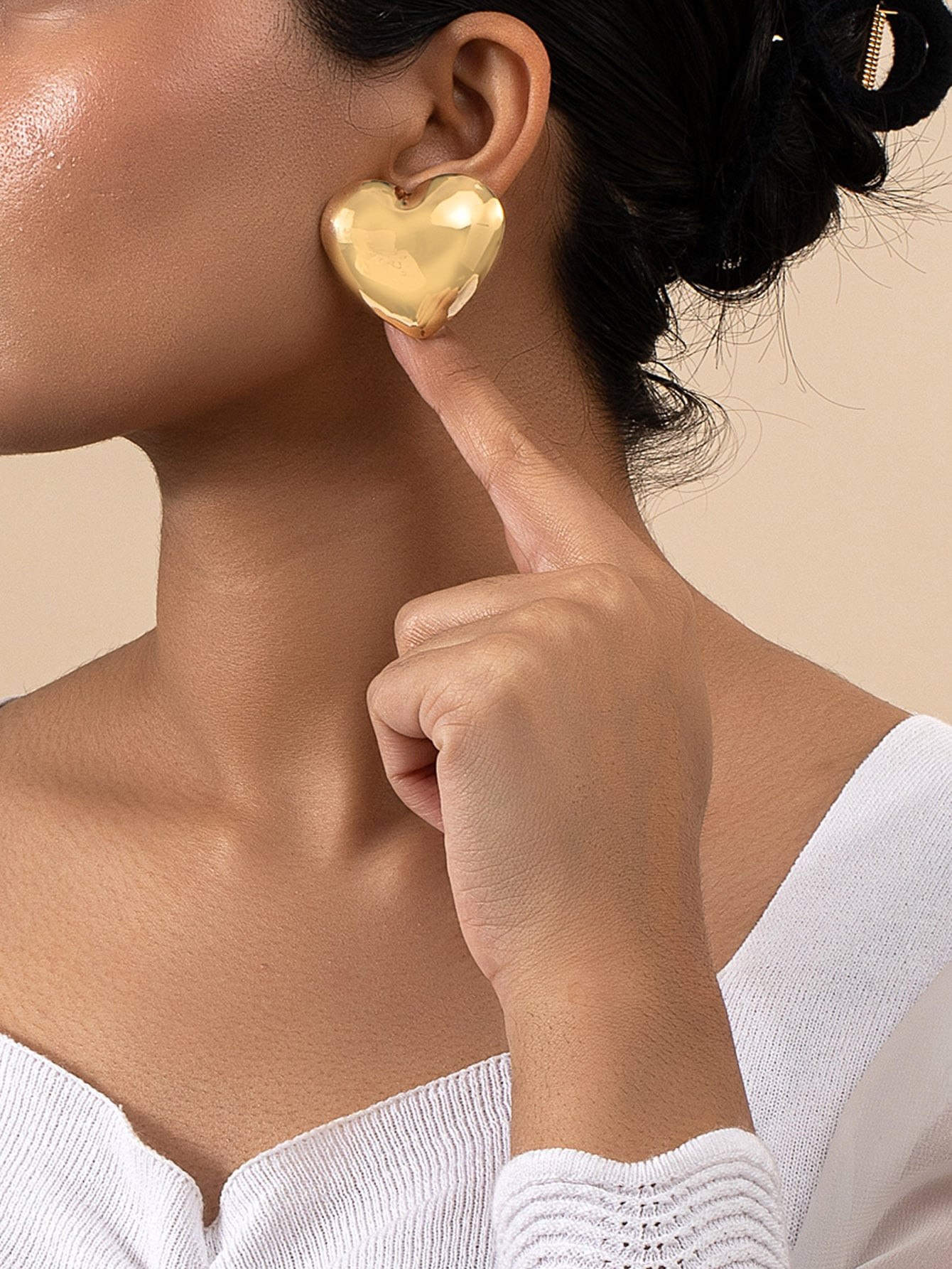 Heart Design Stud Earrings | SHEIN