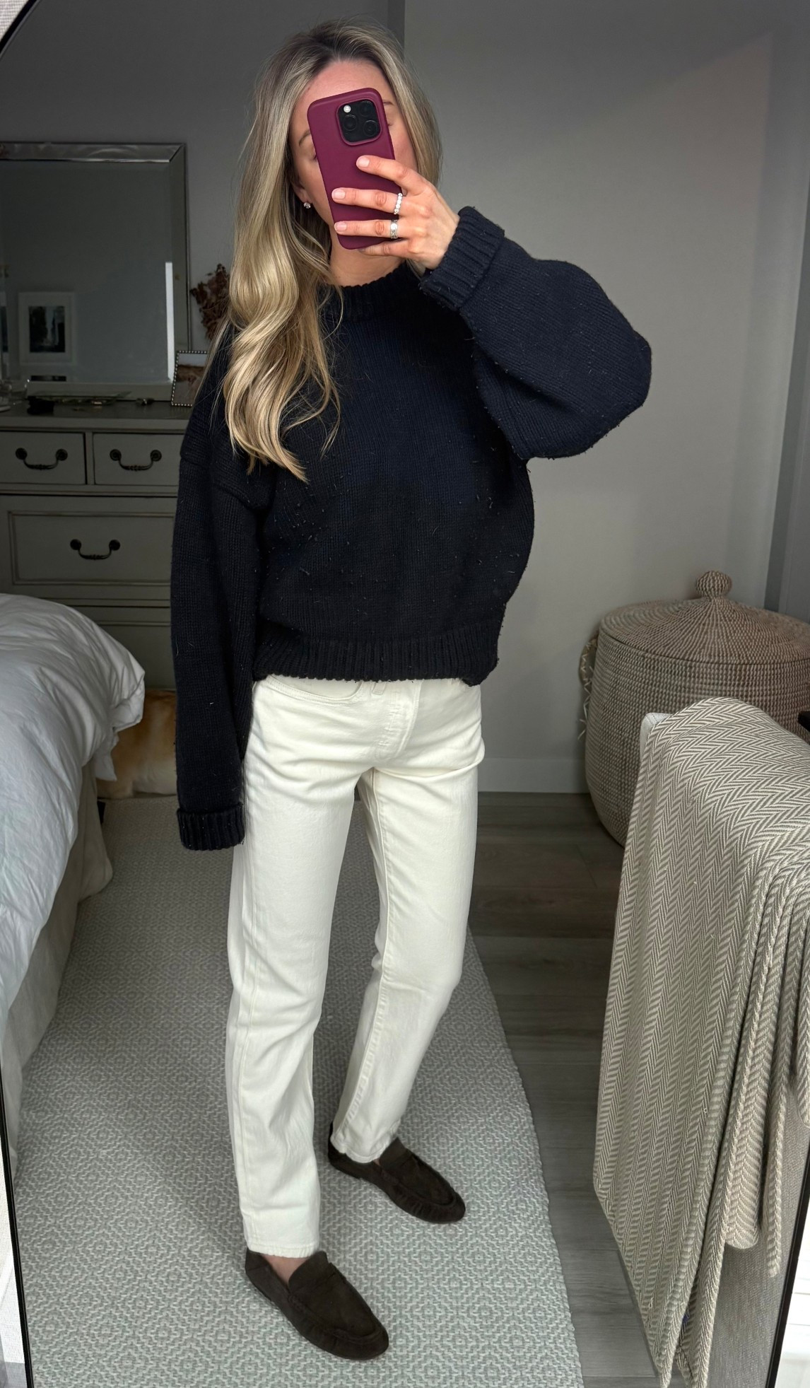 Jeans are tts, wearing the 30 length. Sweater is old from The Frankie Shop. I have the first linked Reformation sweater in navy and the fit and quality are 👌🏼