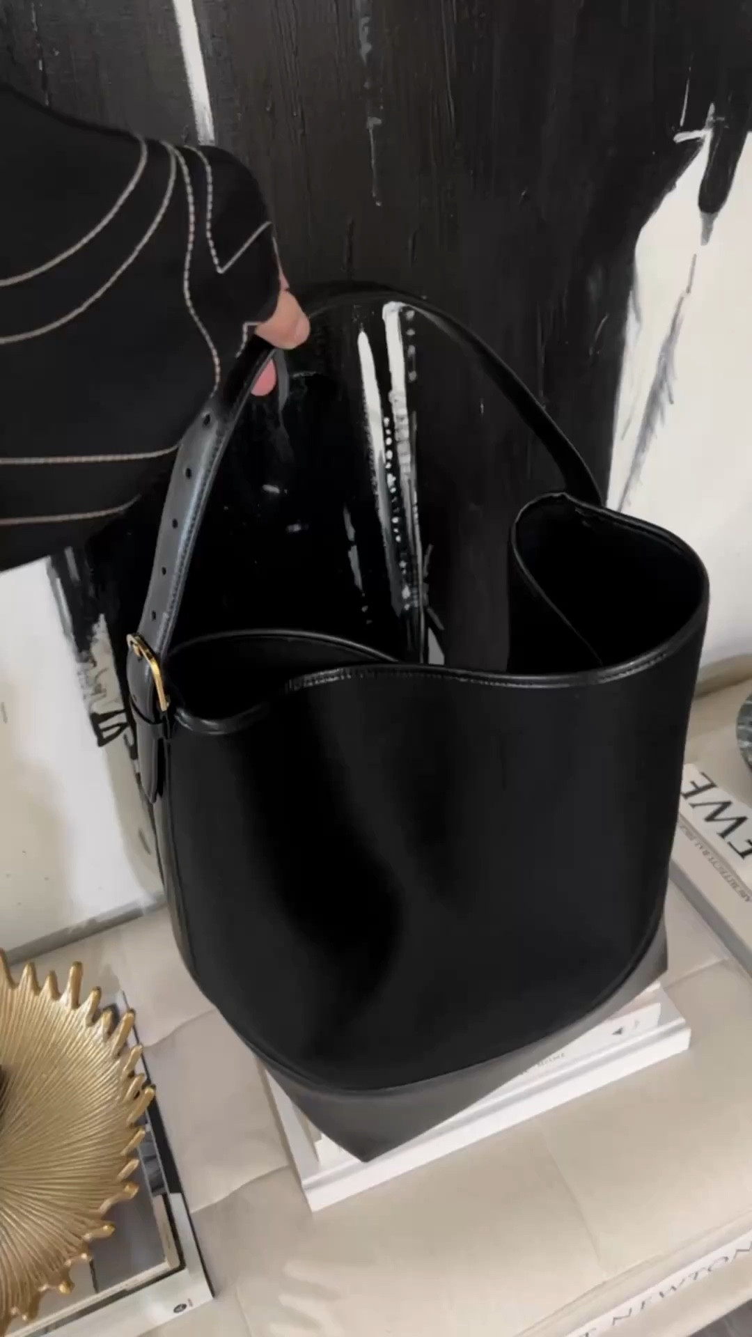 New everyday bag. 

#LTKStyleTip #LTKItBag #LTKWatchNow