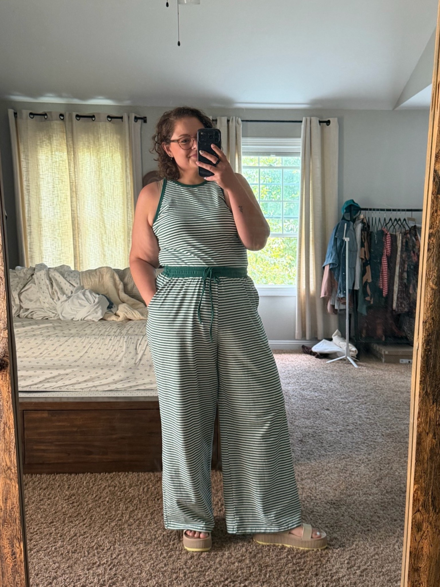OOTD

Set 2x (1x might fit a little better)

Bust 42  //  waist 39 //  hips 50  //  5’6”