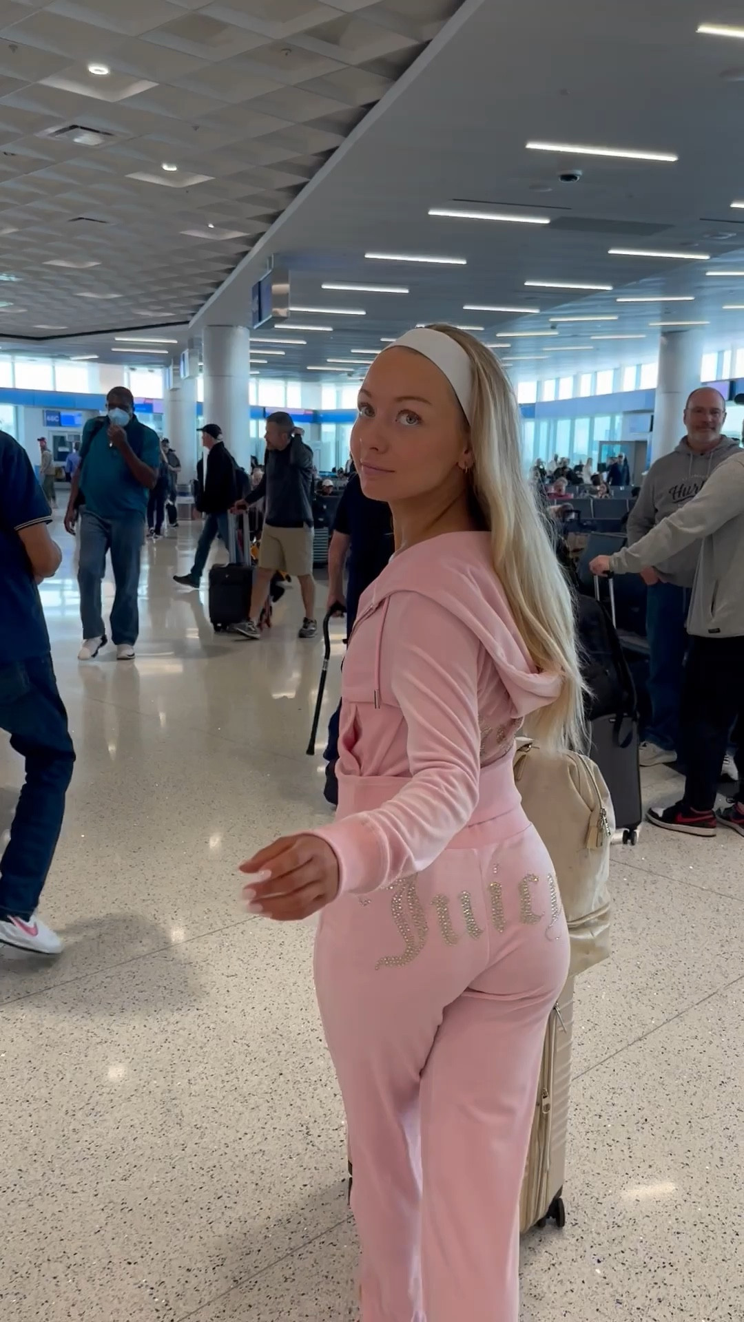 wearing XS top & bottom 