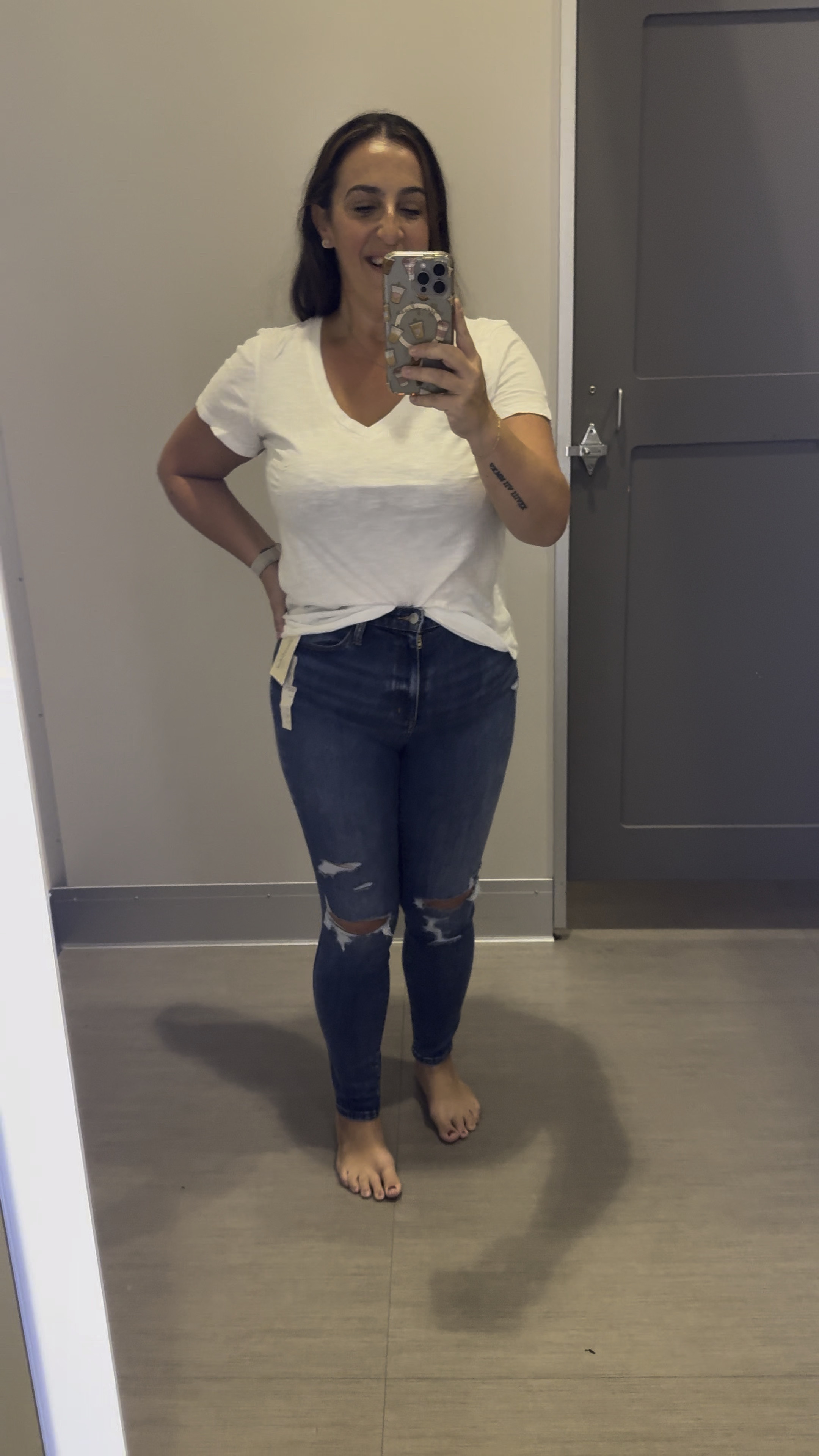 Super stretchy skinny leg jeans! Size down if in between if not true

#LTKOver40 #LTKStyleTip #LTKFindsUnder50