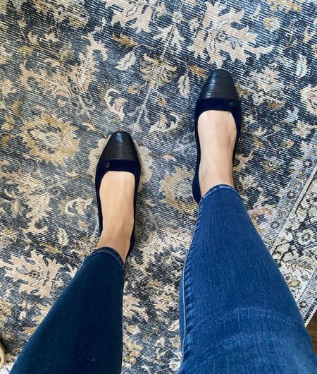 These beauties are on SALE plus an extra 25% off with code EXTRA25

I linked two other colors of this same style that are also on sale! These are truly my favorite shoe! So versatile and comfortable! 
Sarah Flint, Beautiful Shoes  

#LTKHolidaySale #LTKsalealert #LTKshoecrush