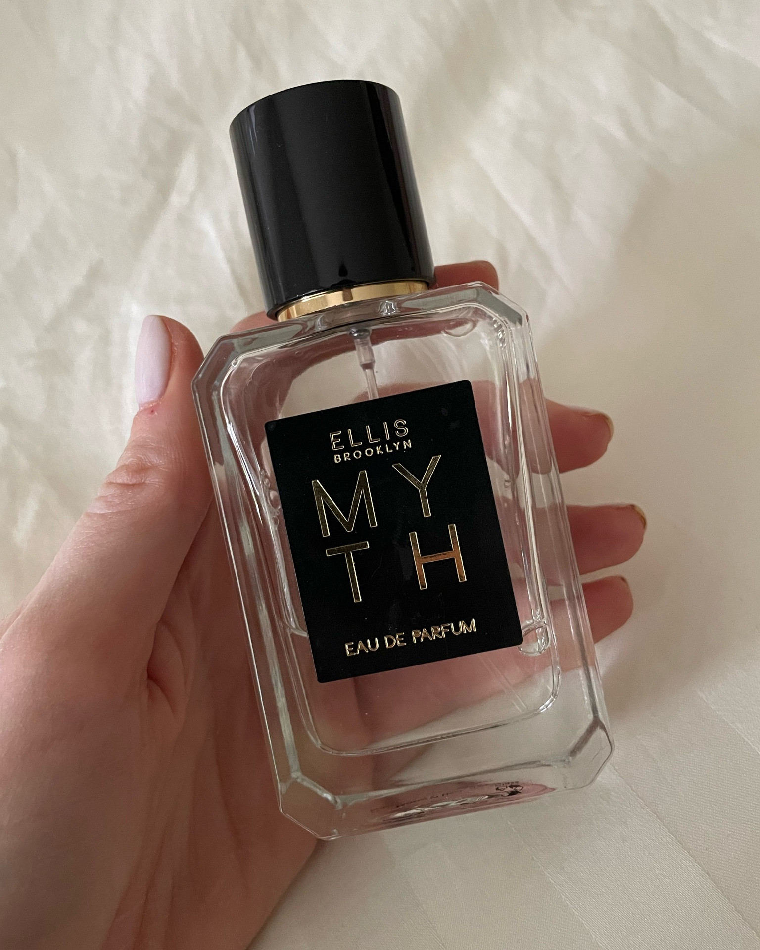 One of my favorite fresh and feminine fragrances is on sale! Smells like your hair after the salon 😍

#LTKsalealert #LTKunder100 #LTKbeauty