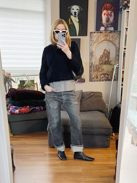 Vintage Levi’s, old Celine boots, vintage Gucci bag, old ass t-shirt, modern Zara jacket, and consignment sunglasses. I love a good mixture.
•
.  #falllook  #torontostylist #StyleOver40  #secondhandFind #fashionstylist #slowfashion #FashionOver40  #vintagelevis #vintagegucci #oldceline #celine #MumStyle #genX #genXStyle #shopSecondhand #genXInfluencer #WhoWhatWearing #genXblogger #secondhandDesigner #Over40Style #40PlusStyle #Stylish40


#LTKstyletip #LTKshoecrush #LTKover40