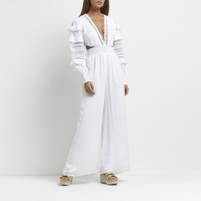 Weißer Overall mit weitem Bein und ausgeschnittenen Beinen | River Island (UK & IE)