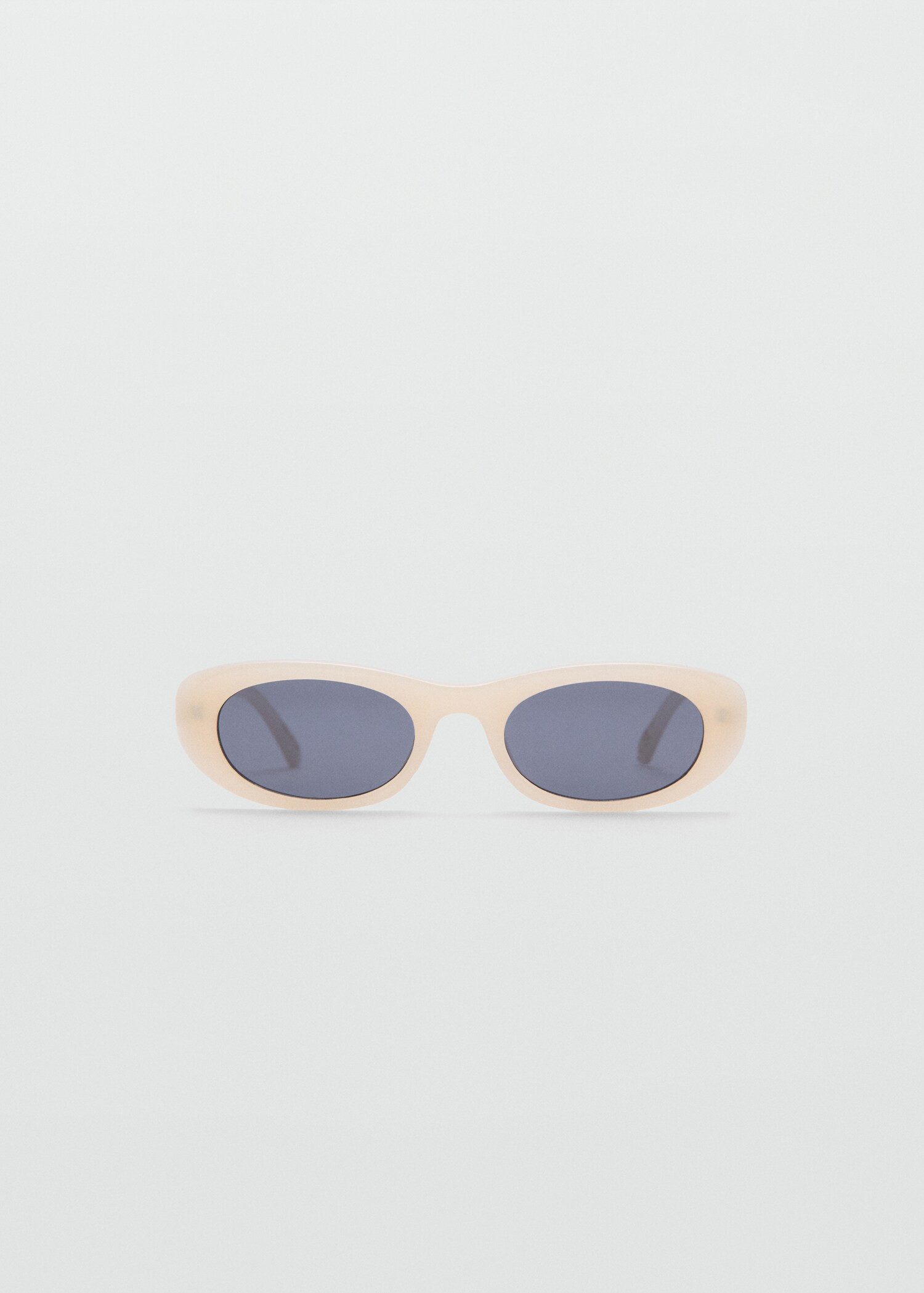Oval sunglasses - Woman | MANGO USA | MANGO (US)