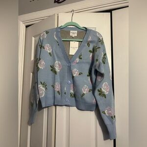 NWT Beautiful Blue Floral Cardigan | Poshmark