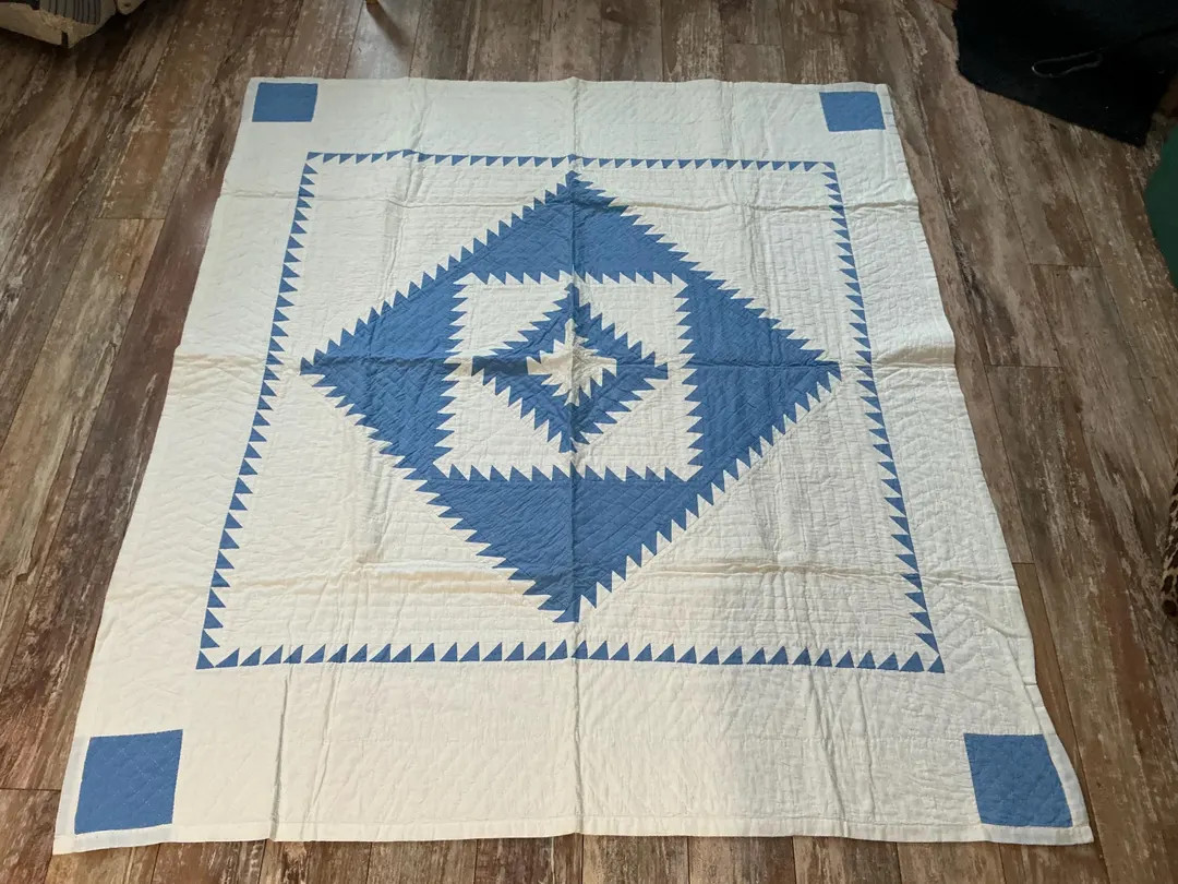 Hand Made Vintage Quilt /1970 - Etsy Canada | Etsy (US)