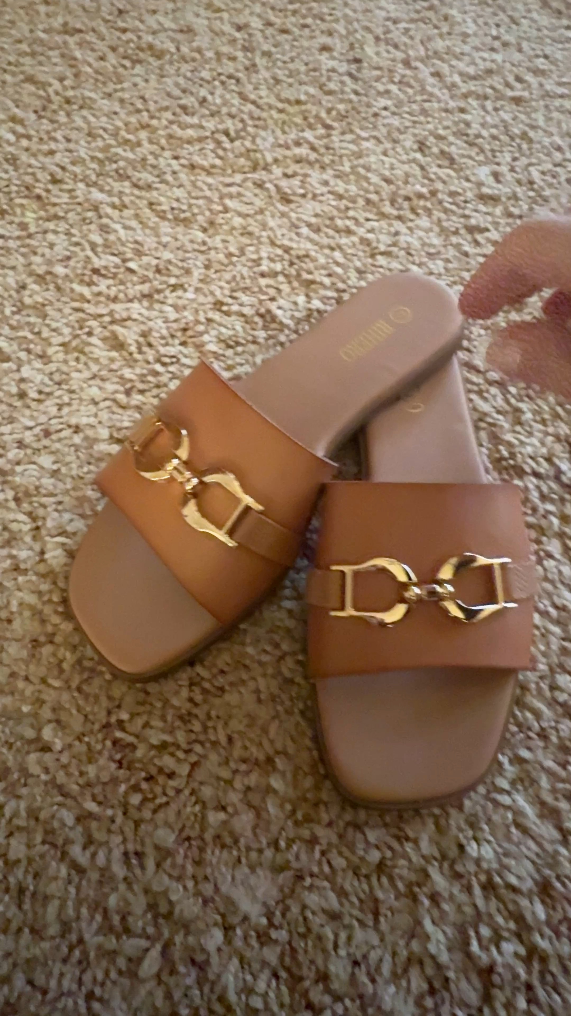 45% off! Currently 25% off with a 20% clickable coupon!
Follow on IG Everyday.holly.deals for more Amazon Deals in Stories  
summer sandals TTS color camel. Resortwear, summer shoes, beach,

#LTKSaleAlert #LTKSwim #LTKShoeCrush