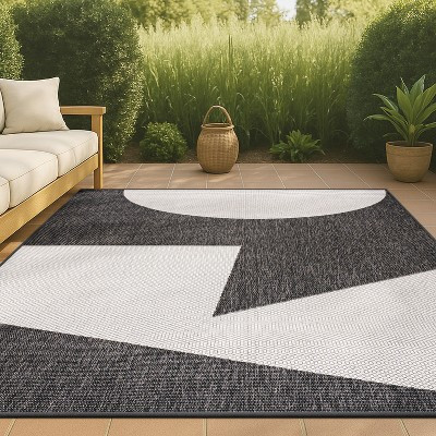 JONATHAN Y Lucian Modern Geometric Abstract Two-Tone Black/Cream 5 ft. x 8 ft. Indoor/Outdoor Area Rug, Non-Shedding, Easy-Clean | Target