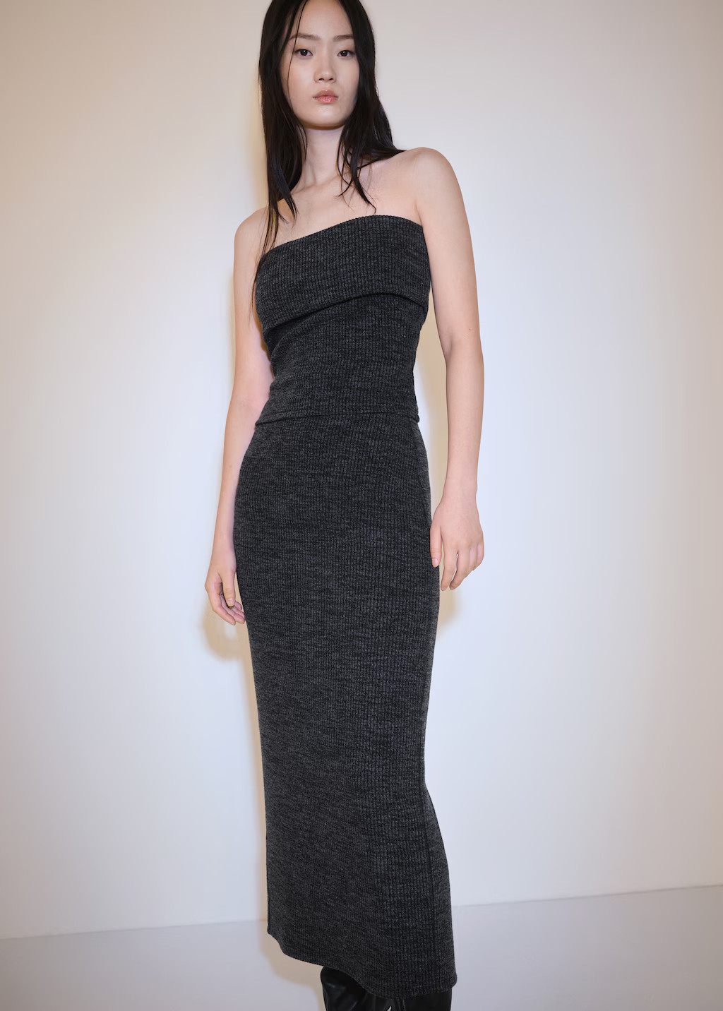 Top with turn-down neckline | MANGO (UK)