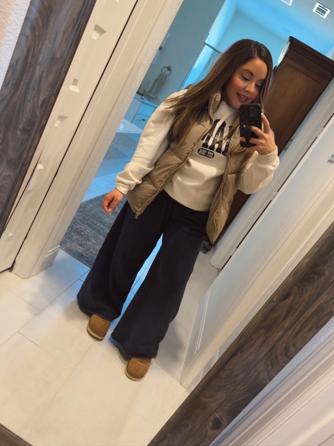 Cozy season, mama outfit, cozy outfit, aerie, Amazon finds, Uggs, ootd 

#LTKdayinmylife #LTKootd #LTKPetite