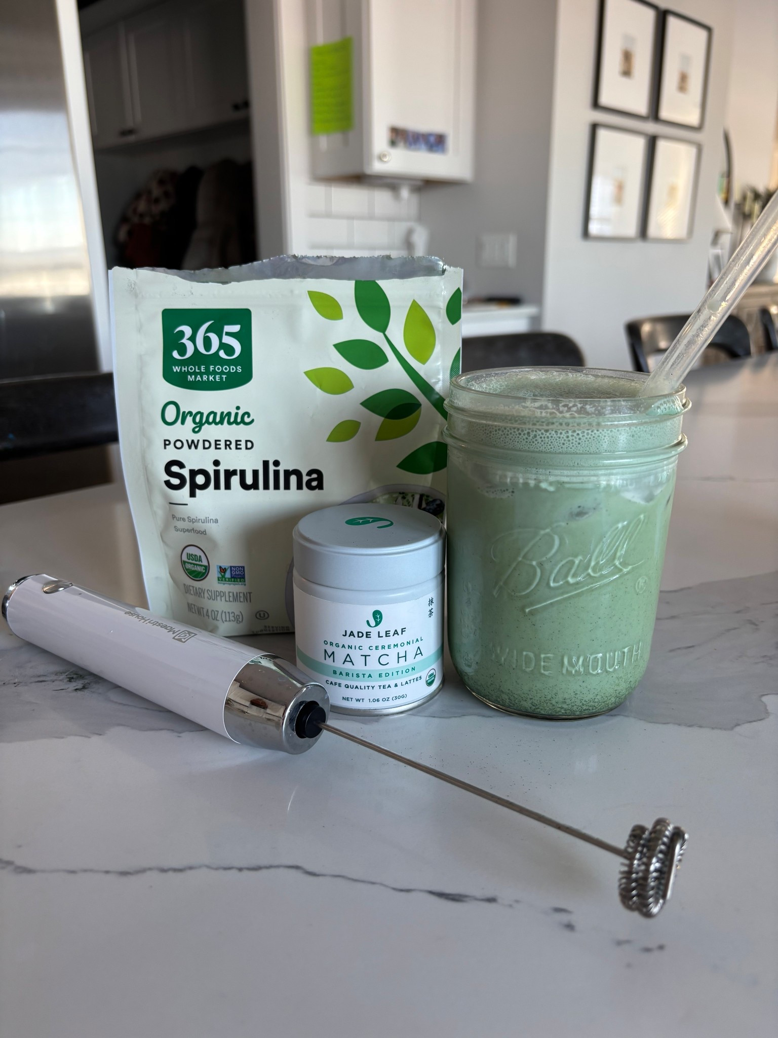 Make my spirulina matcha latte 
