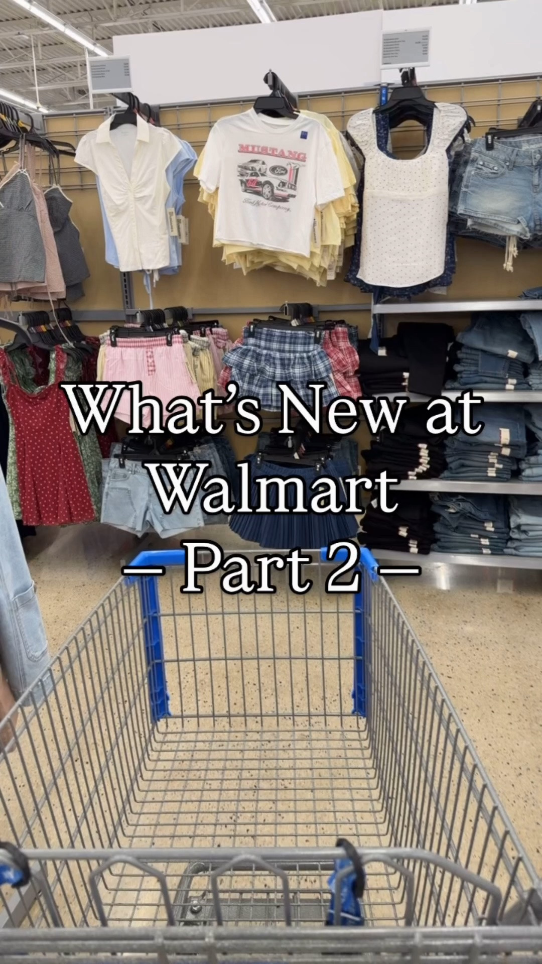 What’s new at Walmart part 2! This is juniors. But the straight leg low rise jeans are looking really good, love the wash and cut. #walmartfashion