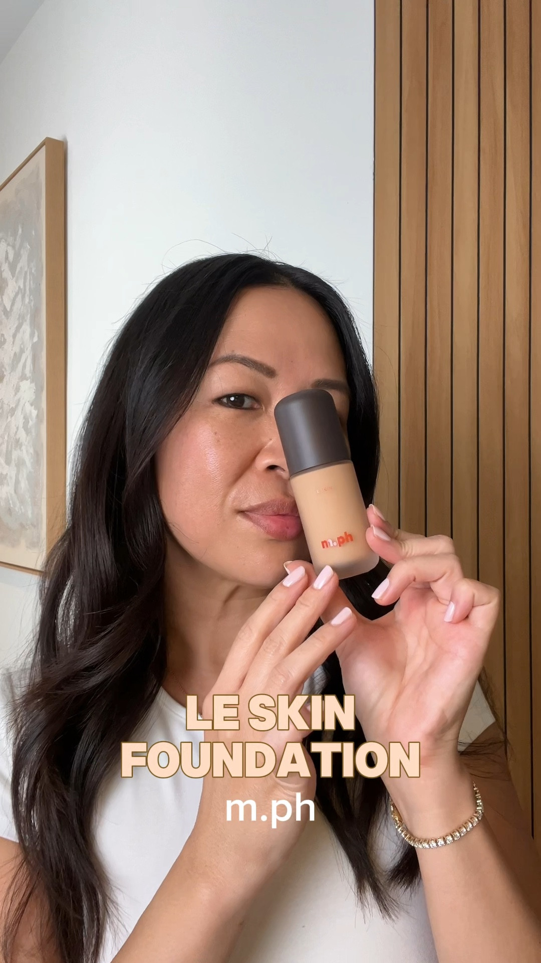 Holy grail status unlocked! 🔐 The Le Skin Weightless Serum Foundation from @mphbeauty by Mary Philips is everything and it 100% lives up to the hype! ✨ The natural glow is 10/10 PERFECTION and it looks like skin but better. 

I'm actually in between shades Medium 150N and 170G, but I'm testing 170G here.

It's truly weightless, perfectly glowy, offers medium coverage, has a natural finish, and feels comfortable on the skin all day. Blends exceptionally well with a brush or a sponge. Full face details:

Refy Brightening Serum Concealer 10
Laura Mercier Ultra Blur Tone Up Powder Rose
Natasha Denona Luxe Glam Palette Rosy
Tarte Tubing Mascara XL
Armani Luminous Silk Cheek Tint 63
Make Up For Ever Lip Liner 206 Dreamy Pink
m.ph Lip Ciggy in Tickled Pink
Summer Fridays Lip Butter Balm in Toasted Marshmallow 
brushes from Hourglass

Have you tried this yet? Let me know what your skin but better base is in the comments

#LTKBeauty