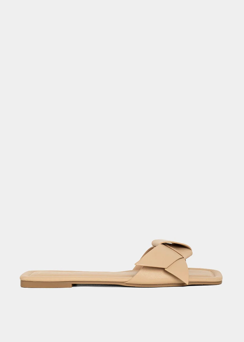 DIANA Taupe Flat Sandal | SHUSHOP | SHUSHOP
