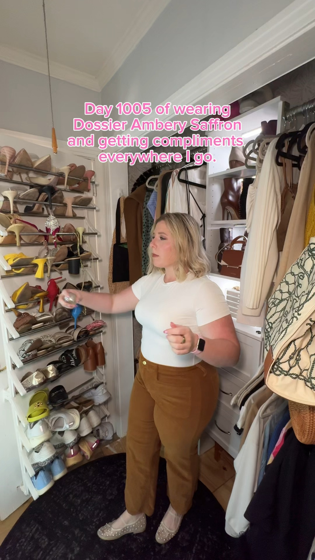 The dossier perfume we’re all obsessed with is truly worth it.



#LTKMidsize #LTKFindsUnder50 #LTKBeauty