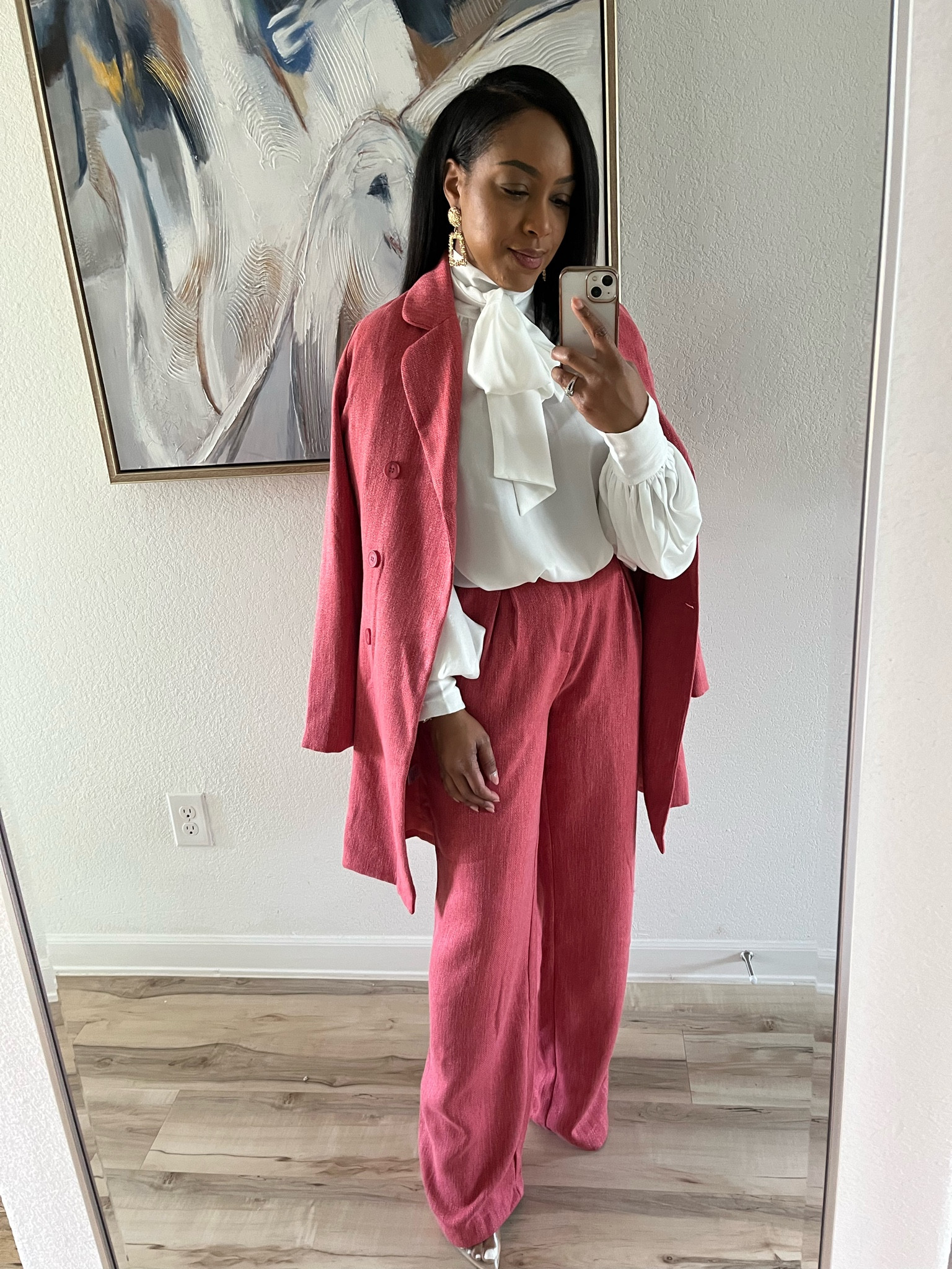 You can never go wrong with a good suit! This one is a keeper from Red Dress and it’s so good for spring. 

#LTKstyletip #LTKSeasonal #LTKworkwear