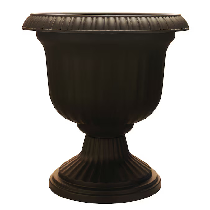 Garden Treasures 19-in W x 18.75-in H Black Plastic Traditional Outdoor Planter | Lowe's