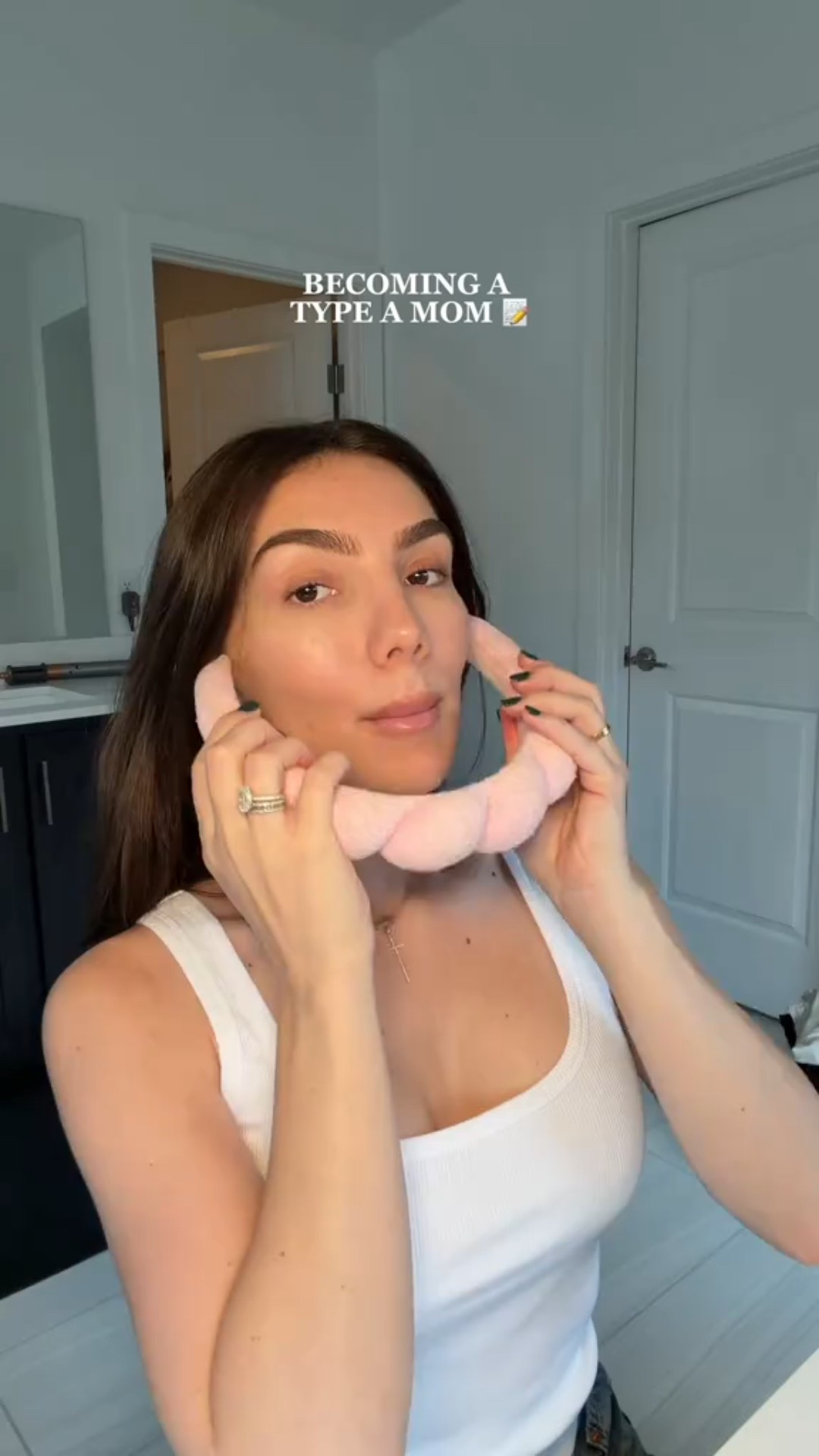 GRWM! 
Quick Mom Makeup, Easy Makeupp

#LTKBeauty #LTKgrwm #LTKmomlife