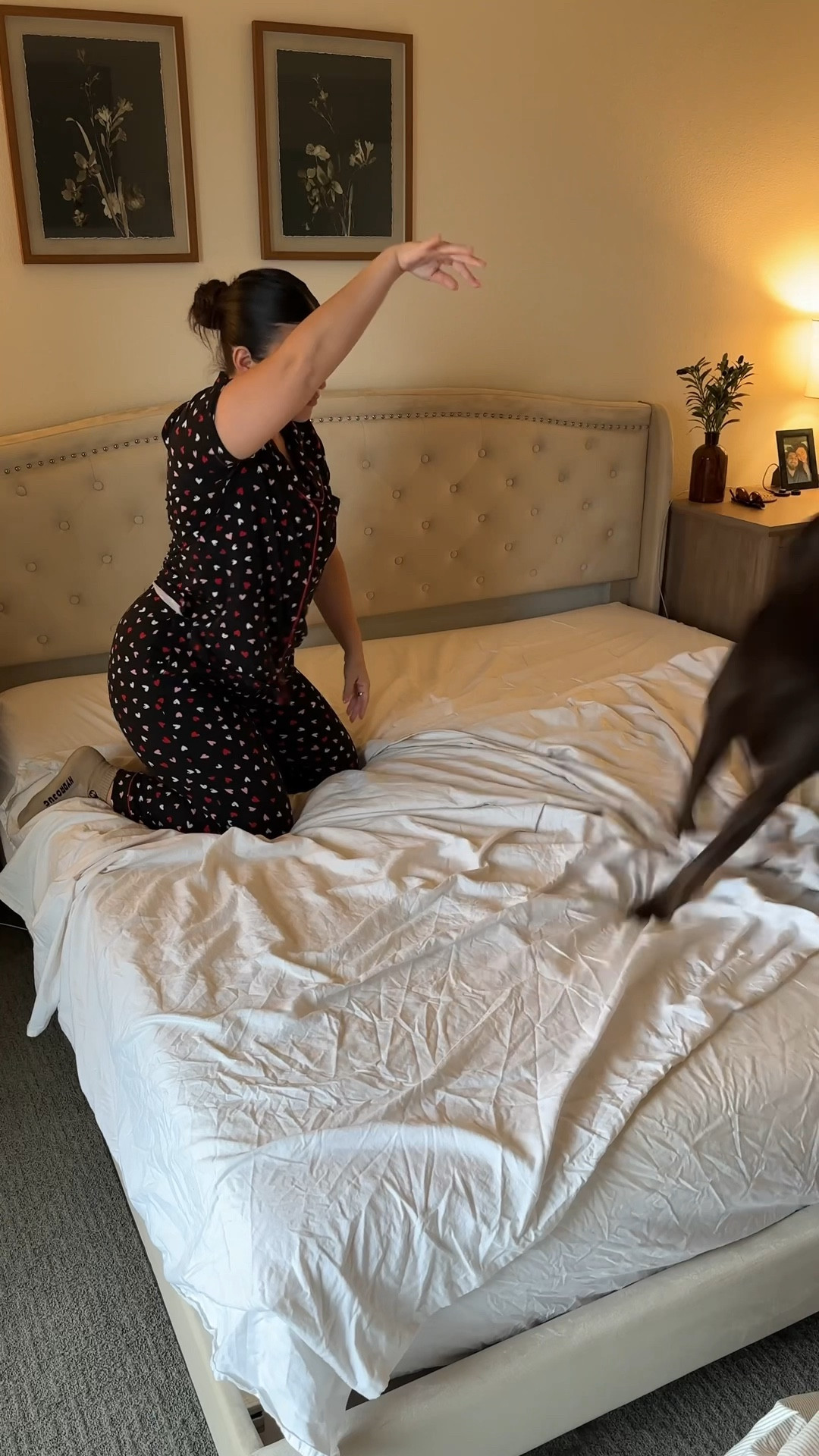 My favorite pjs ✨

#pjs 

#LTKMidsize #LTKStyleTip