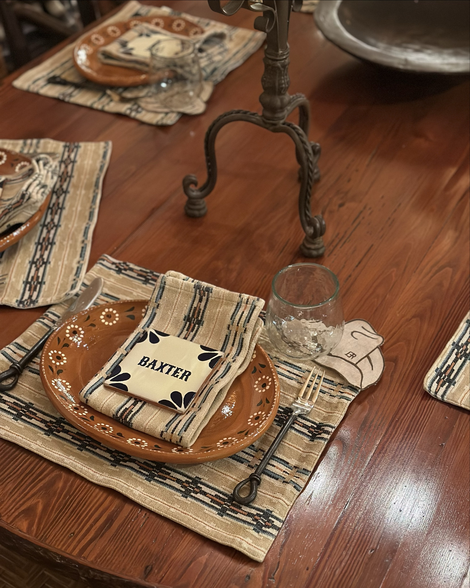 On Thanksgiving eve we hosted a Mexican food dinner party for our guests. I pulled in our ranch placemats and napkins and added authentic Mexican pottery to fit the cuisine. I’ve been loving this terracotta color 😍

#LTKHome #LTKHoliday #LTKParties