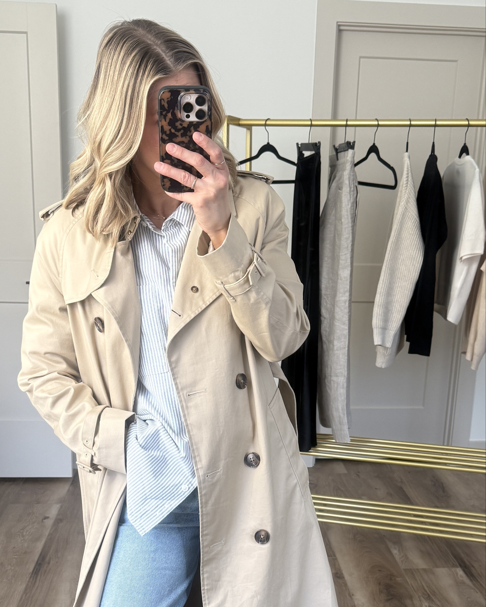 Wearing small trench coat, medium oxford shirt (sized up but fits tts)

@Quince #quincepartner

#LTKgrwm #LTKOver40 #LTKootd