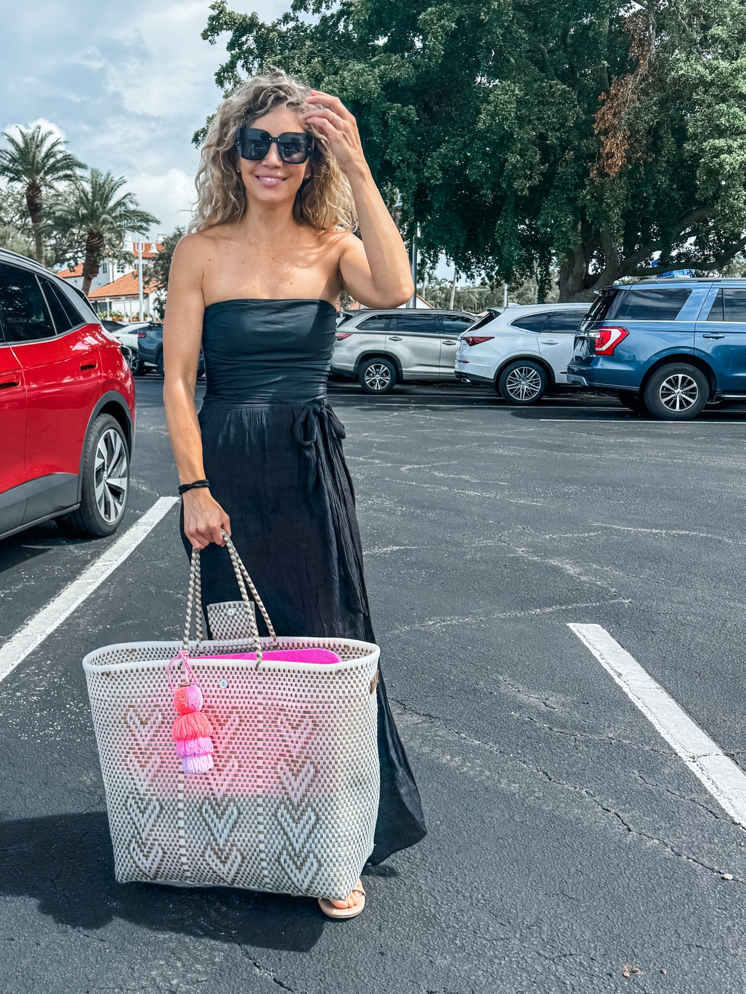 The best pool bag ever is on sale (which is very rare!). Linked it and my ootd.

#LTKSwim #LTKSaleAlert #LTKSeasonal